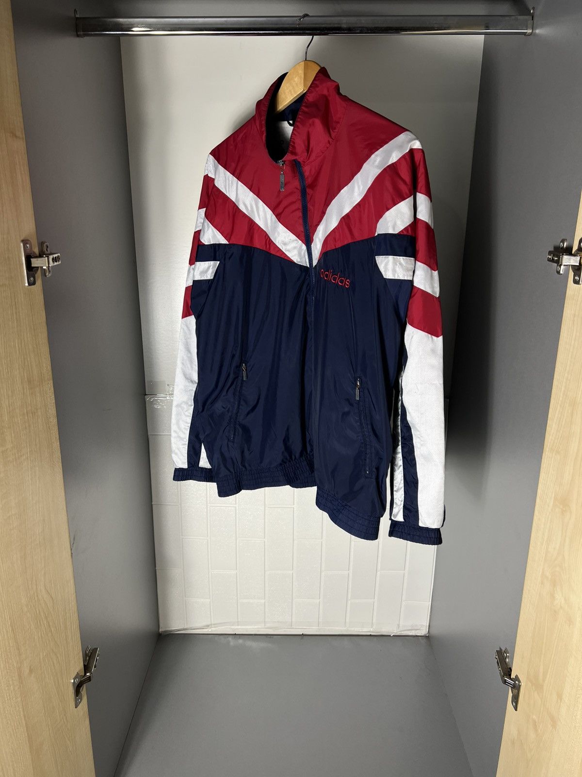 Vintage VERY RARE ADIDAS ORIGINAL EQUIPMENT RETRO SUIT CASUAL 90s Size US L / EU 52-54 / 3 - 4 Thumbnail