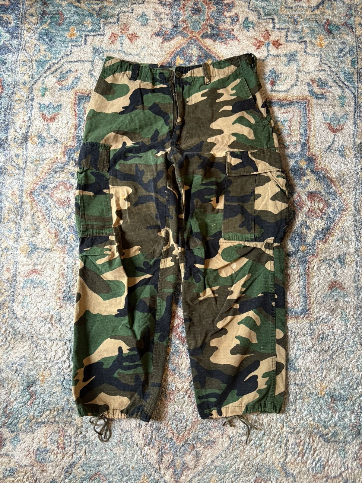 Vintage Vintage 80s Camouflage Cargo Pants Size 31 Size US 31 - 2 Thumbnail