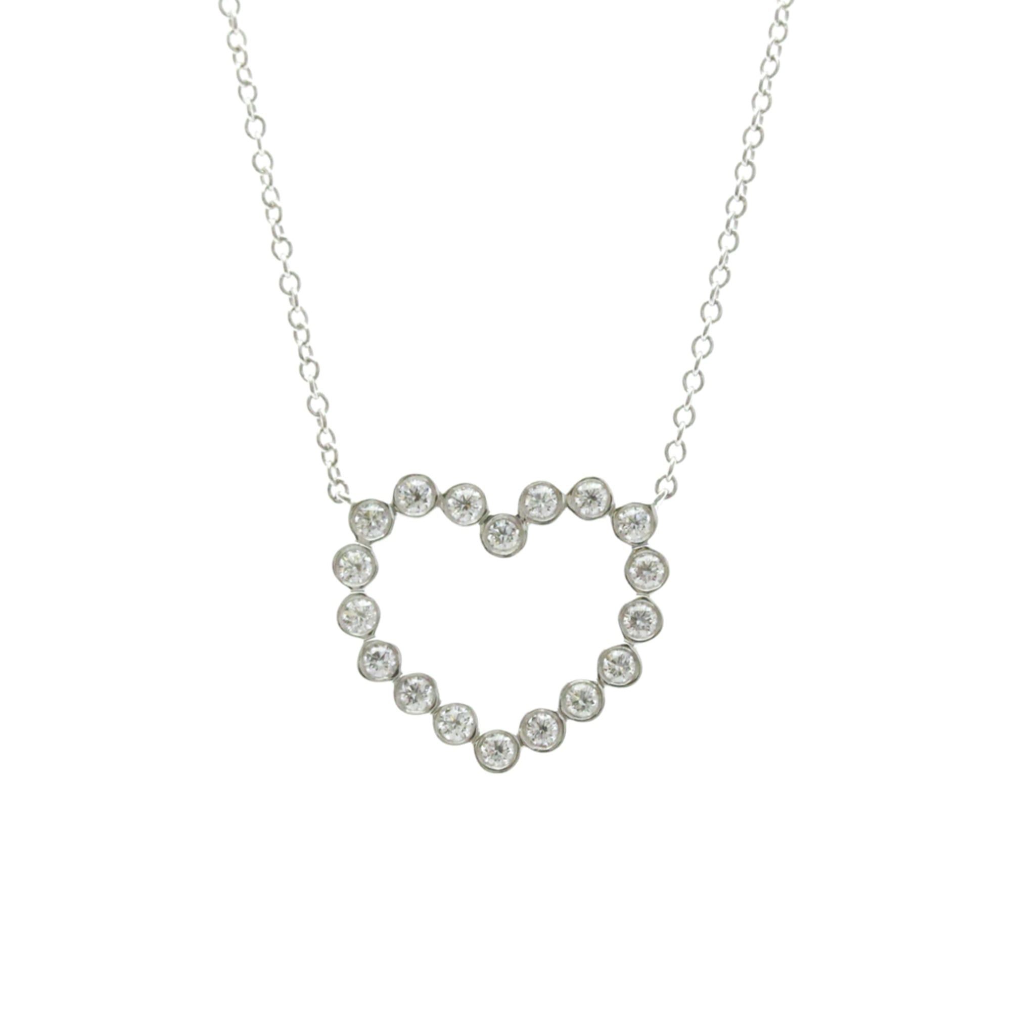 Tiffany Bezel-Set Heart Diamond Necklace Platinum Diamond Men,Women Fashion Pendant Necklace (Silver), Women's