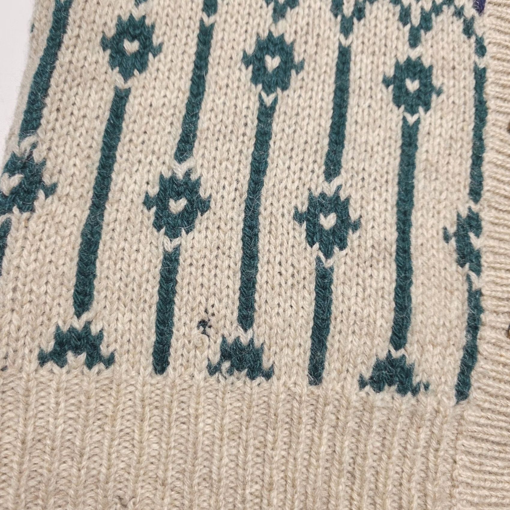 Vintage VINTAGE Herman Geist Women's Cardigan Sweater Small Hand Embroidered 100% Wool Size S / US 4 / IT 40 - 4 Thumbnail