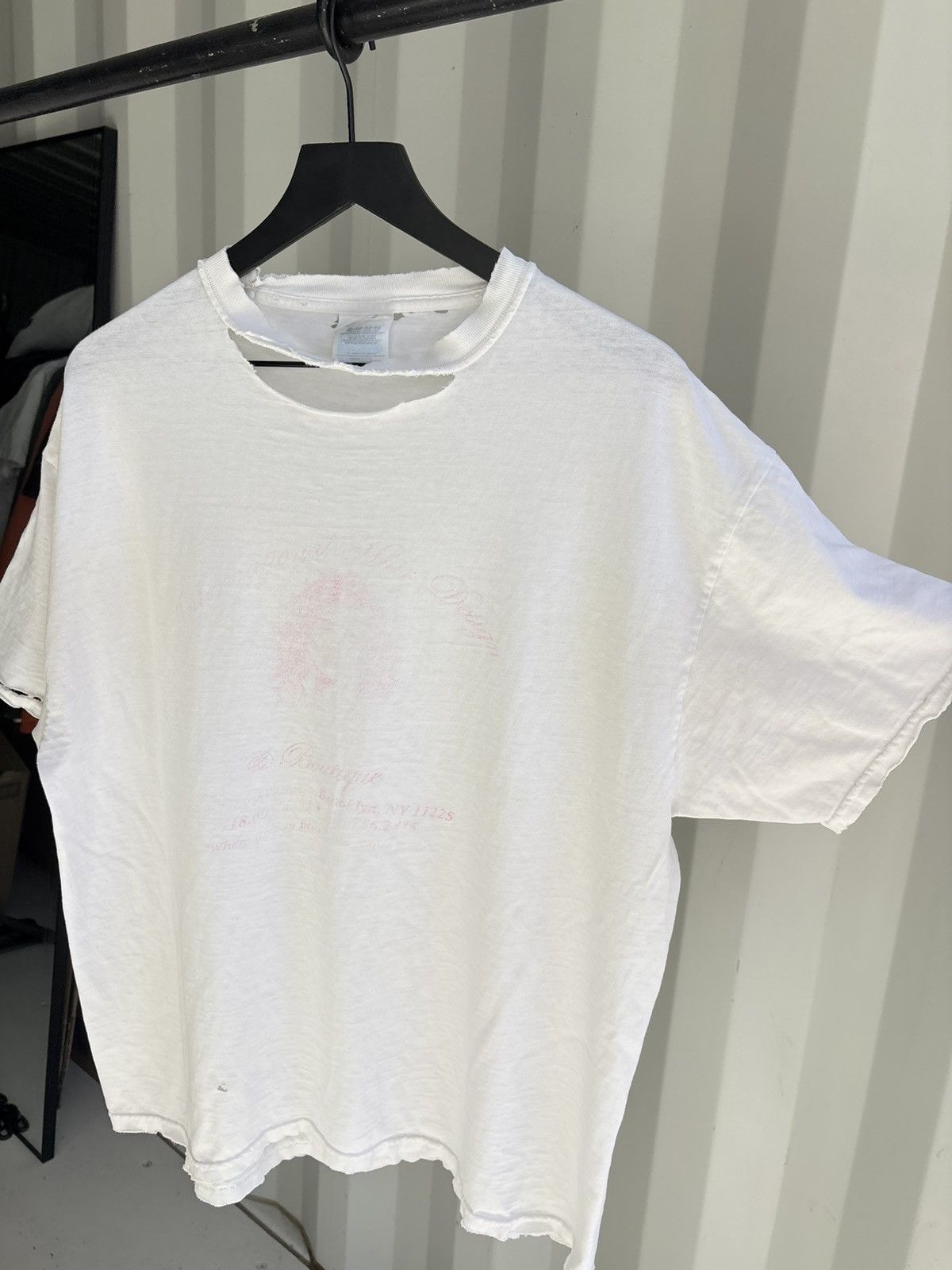 Vintage Vintage Boutique Shirt Faded Distressed Thrashed Grunge Band Size US XL / EU 56 / 4 - 2 Thumbnail