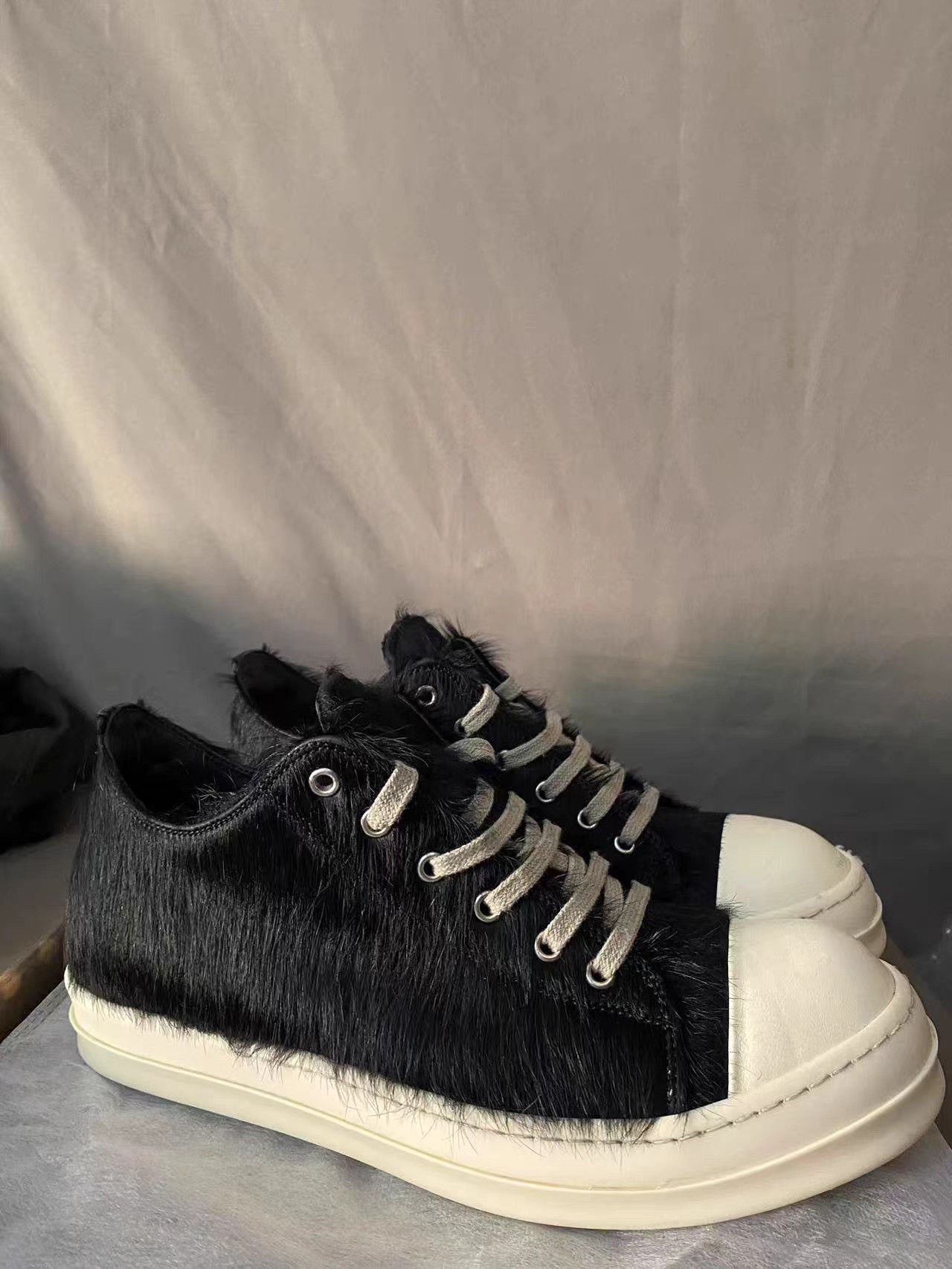 Rick Owens Rick Owens Pony Hair Low Top Jumbo Lace Size US 9 / EU 42 - 4 Thumbnail