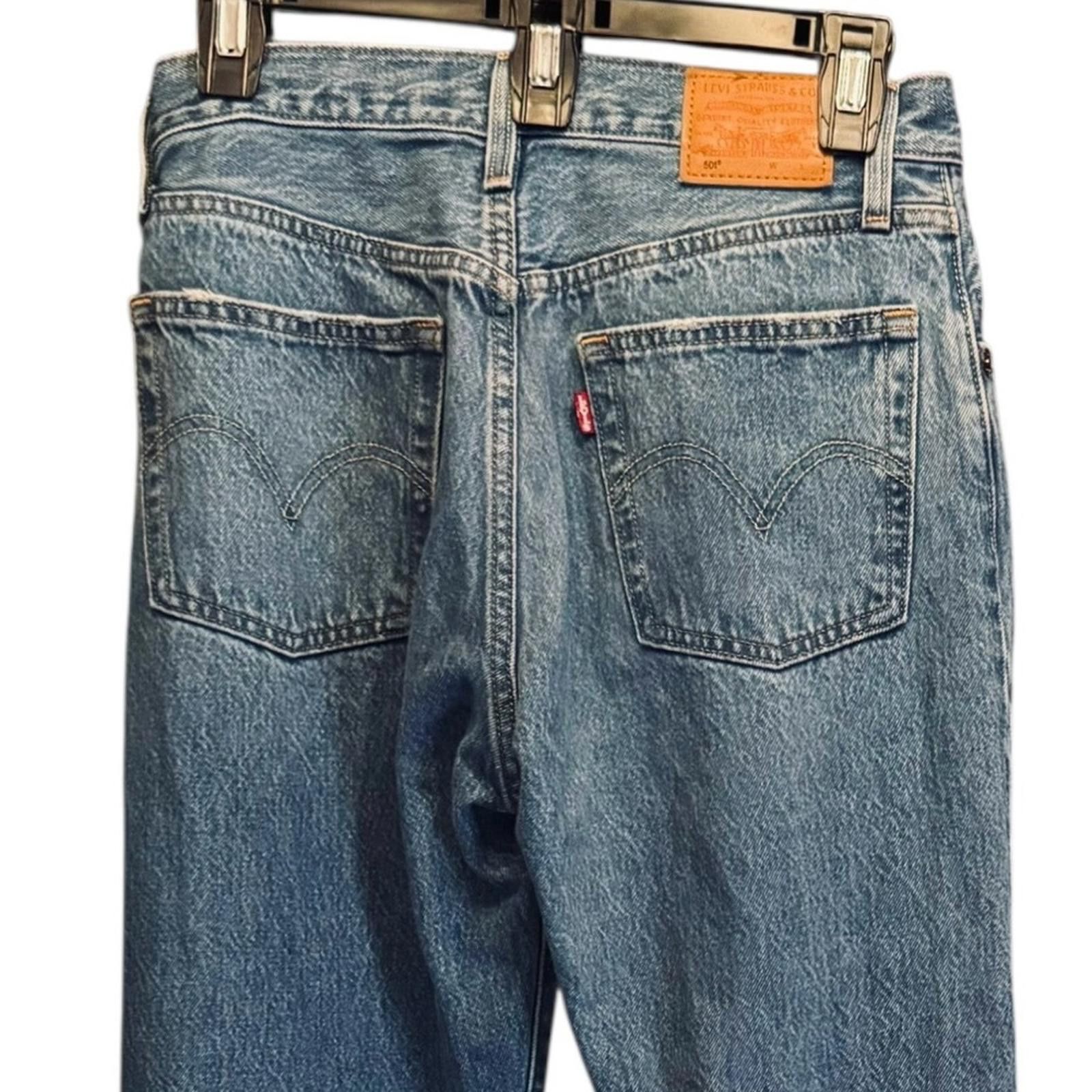 Levi's Levi's. Women’s Blue Denim 501 Jeans. Size 26. Size 26" / US 2 / IT 38 - 12 Thumbnail