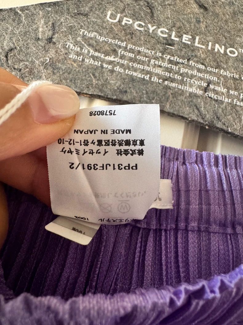 Issey Miyake Issey Miyake size:2 Purple pleated trousers Size 31" - 3 Thumbnail