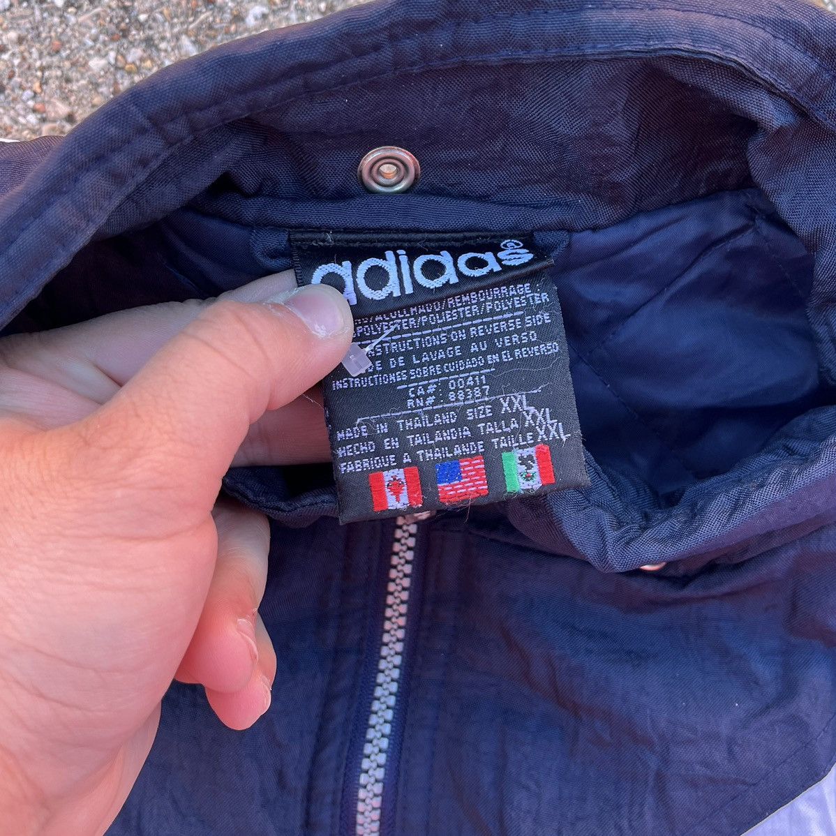 Adidas × Vintage Vintage Rare Adidas Embroidery Puffer Jacket Size US XXL / EU 58 / 5 - 5 Thumbnail