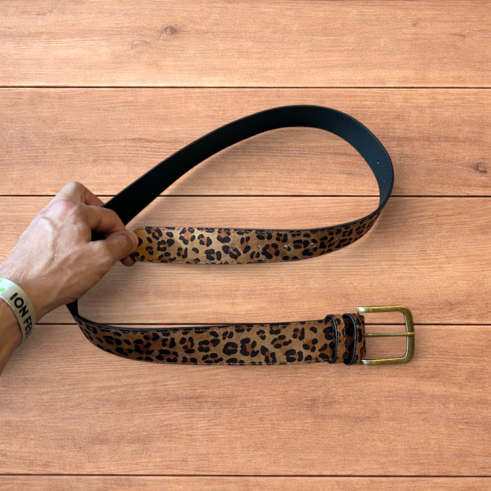 Japanese Brand Faux leather western leopard cowboy belt with bronze trim. Size ONE SIZE - 1 Thumbnail