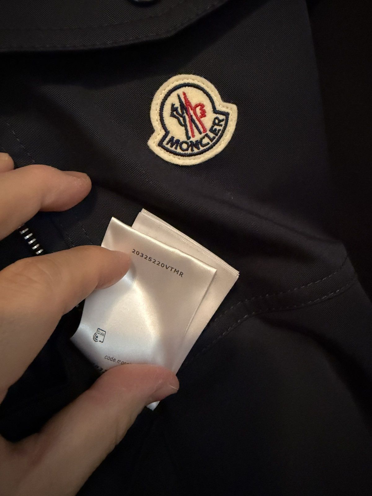 Moncler [BNWT] Moncler Cotton Gabardine Jacket - Navy Blue (Size M) Size US M / EU 48-50 / 2 - 14 Thumbnail
