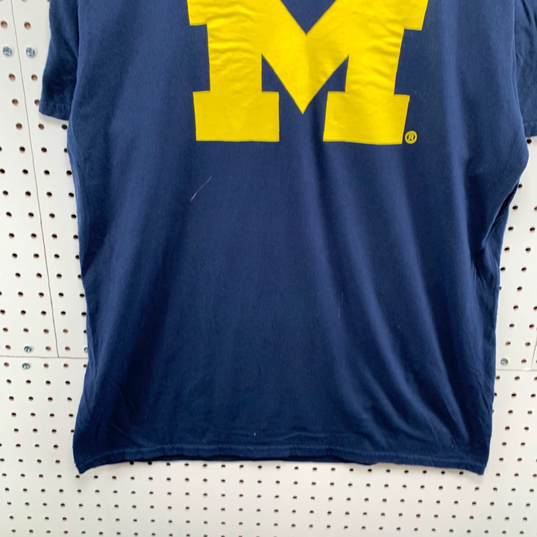 Vintage Michigan Go Blue Forever Cut V-neck Shirt XL Large Men Blue Logo Sports 90s? Size US XL / EU 56 / 4 - 4 Thumbnail