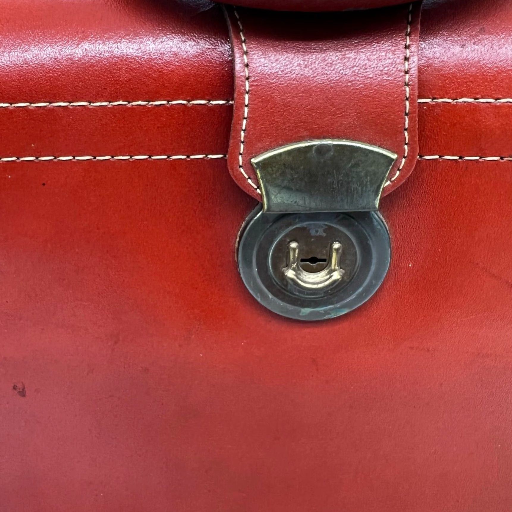 Vintage VINTAGE Heavy Duty Leather Legal Briefcase Laptop I Pad Bag British Tan Unisex Adult Large 18X13X6 1970s Business Size ONE SIZE - 2 Thumbnail