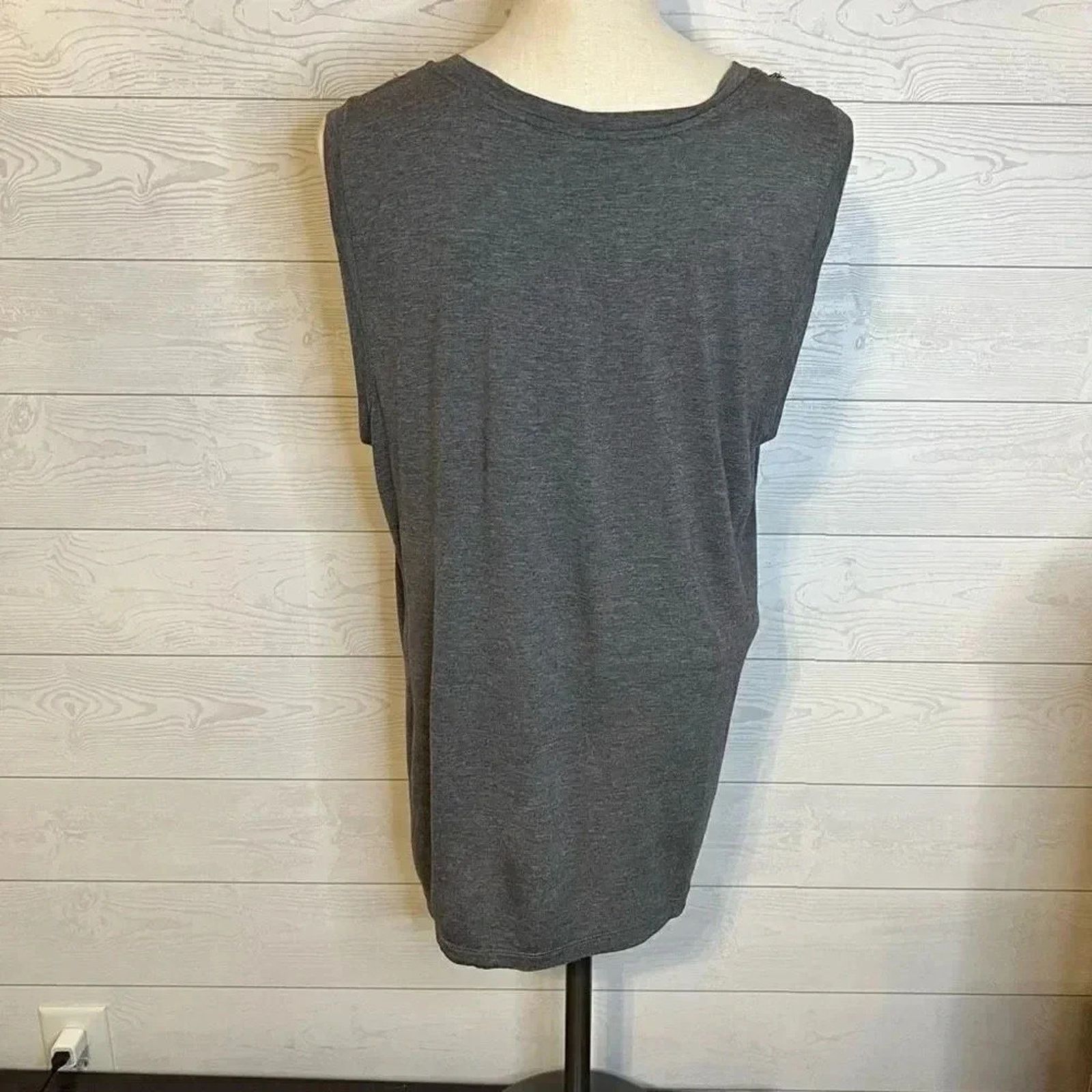 Loft LOFT heather gray tank top with black eyelash lace Size XL Size XL / US 12-14 / IT 48-50 - 4 Thumbnail