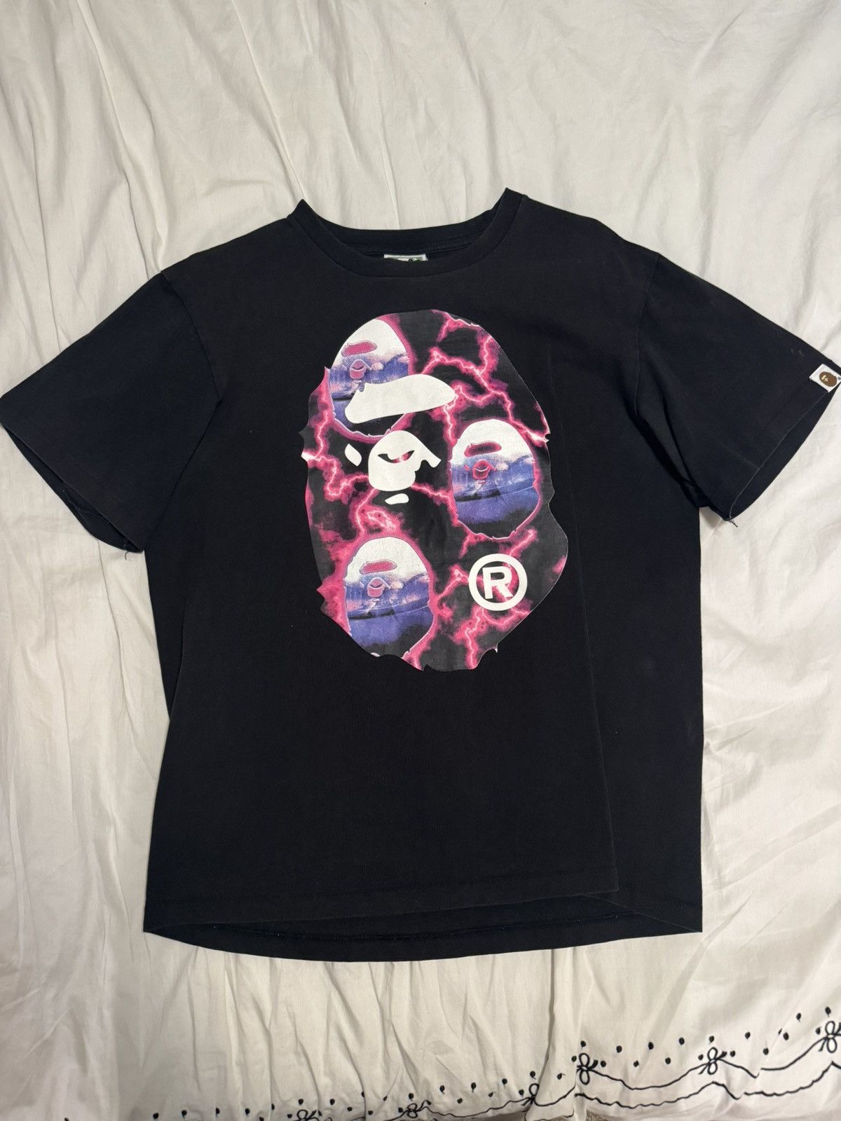 Bape A bathing ape tee shirt mens large Size US L / EU 52-54 / 3 - 1 Thumbnail