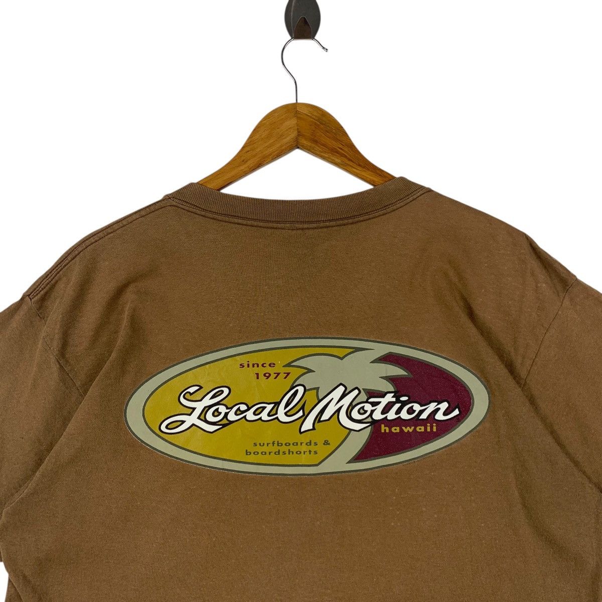 Vintage Vintage 90s LOCAL MOTION sun faded big logo Surfing tee Size US XL / EU 56 / 4 - 10 Thumbnail