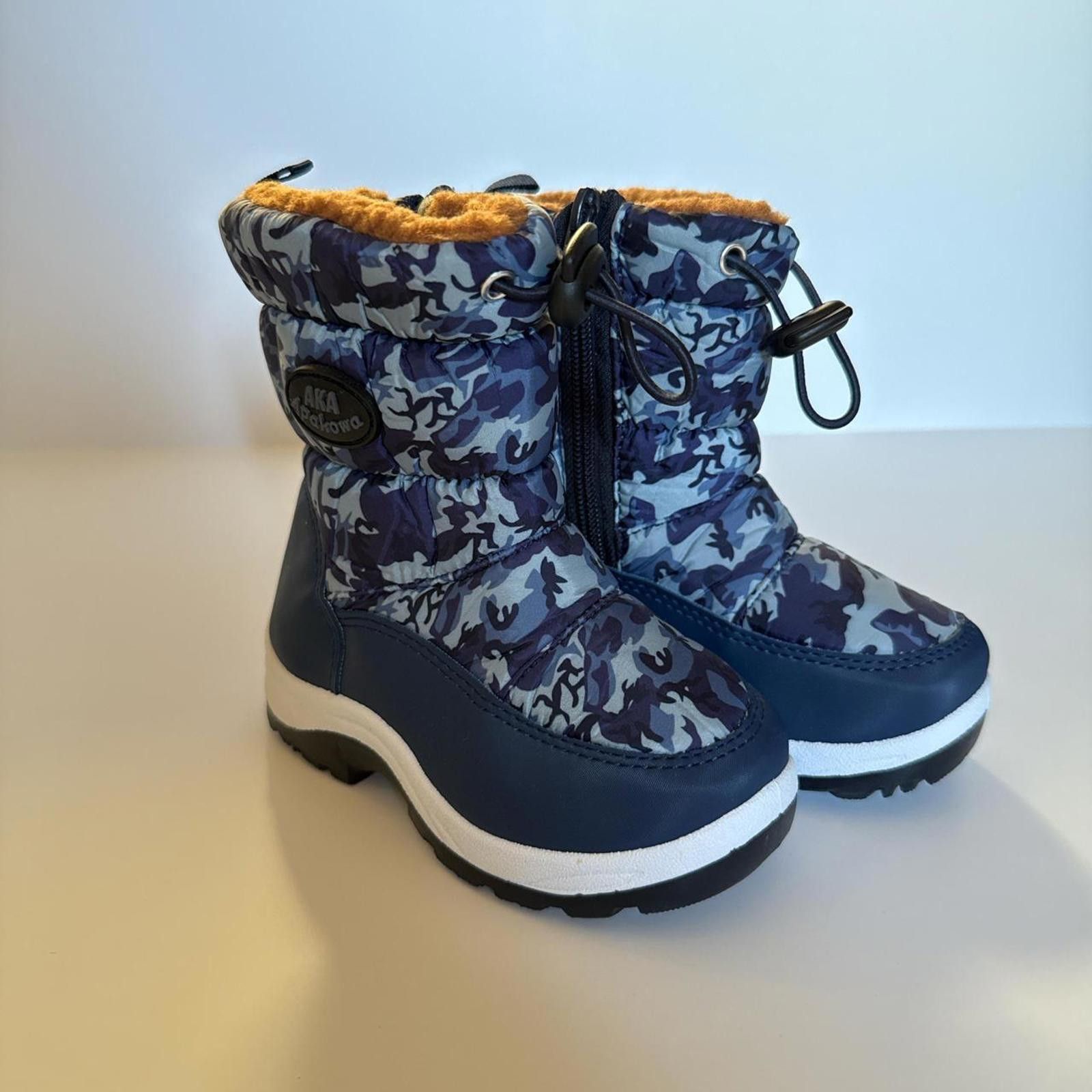 Other Boys snow boots. Size 25 Size US 5 / EU 37 - 4 Thumbnail
