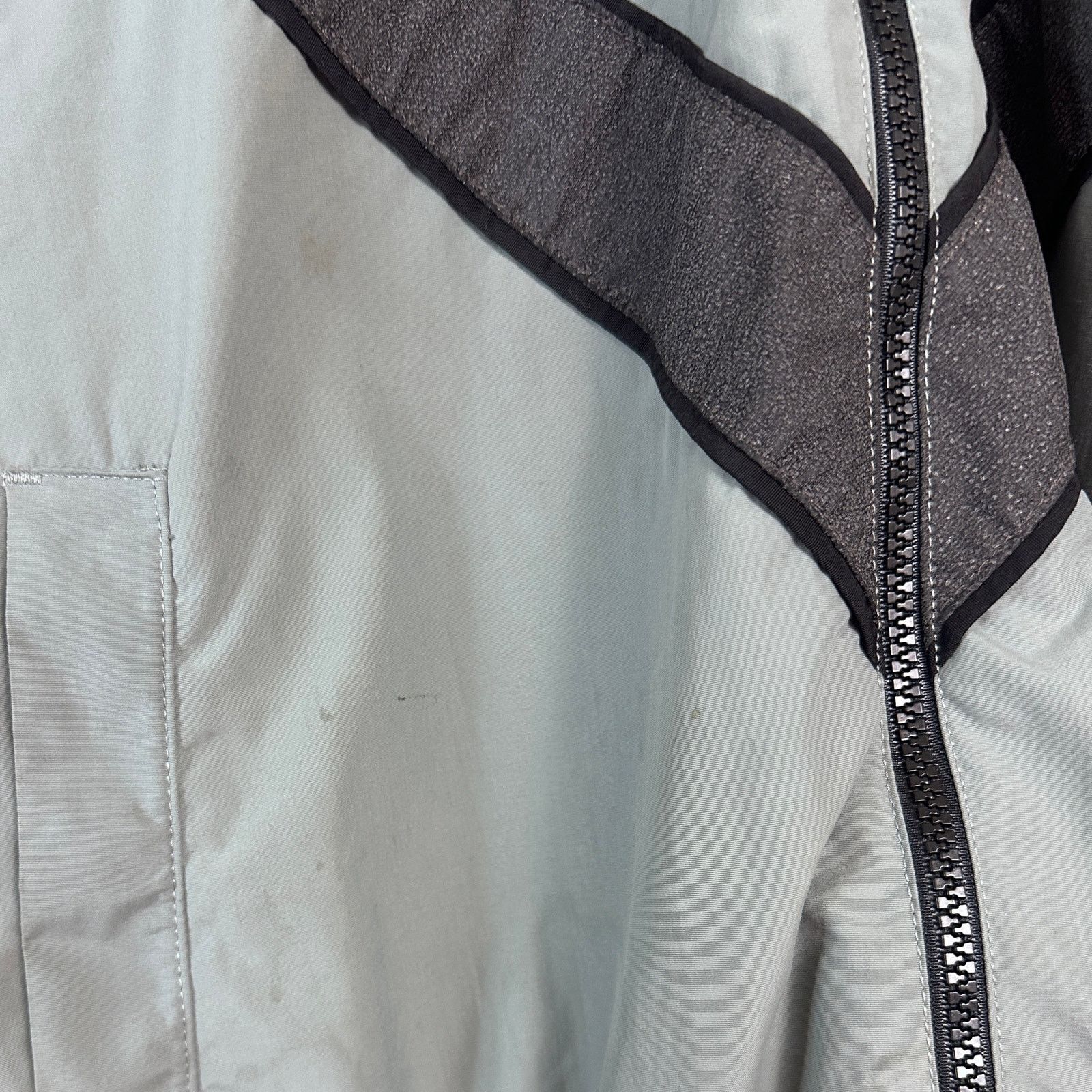 Vintage U.S. Army IPFU Nylon Zip-Up Jacket Size US L / EU 52-54 / 3 - 5 Thumbnail