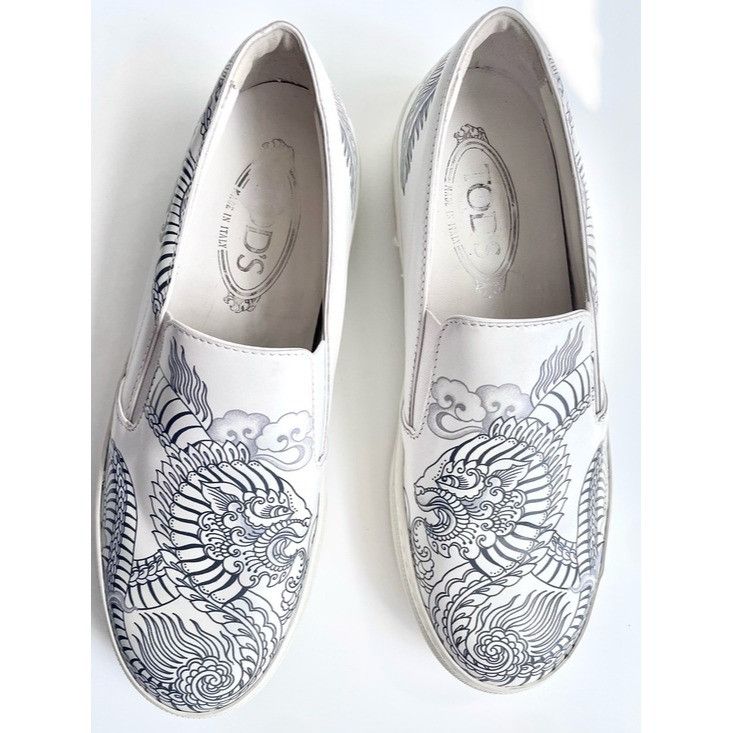 Tod's Tod’s Saira Hunjan Tattoo Dragon Slip-On Print Shoe Sneakers Size US 7 / IT 37 - 1 Thumbnail