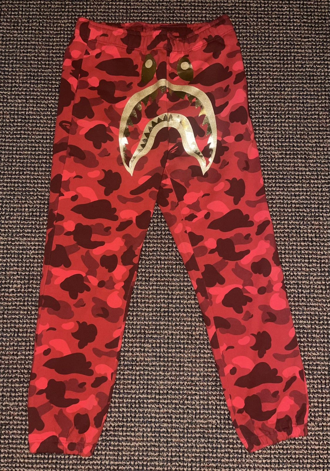 Bape BAPE Color Camo Shark Sweatpant | Medium Size US 32 / EU 48 - 2 Thumbnail