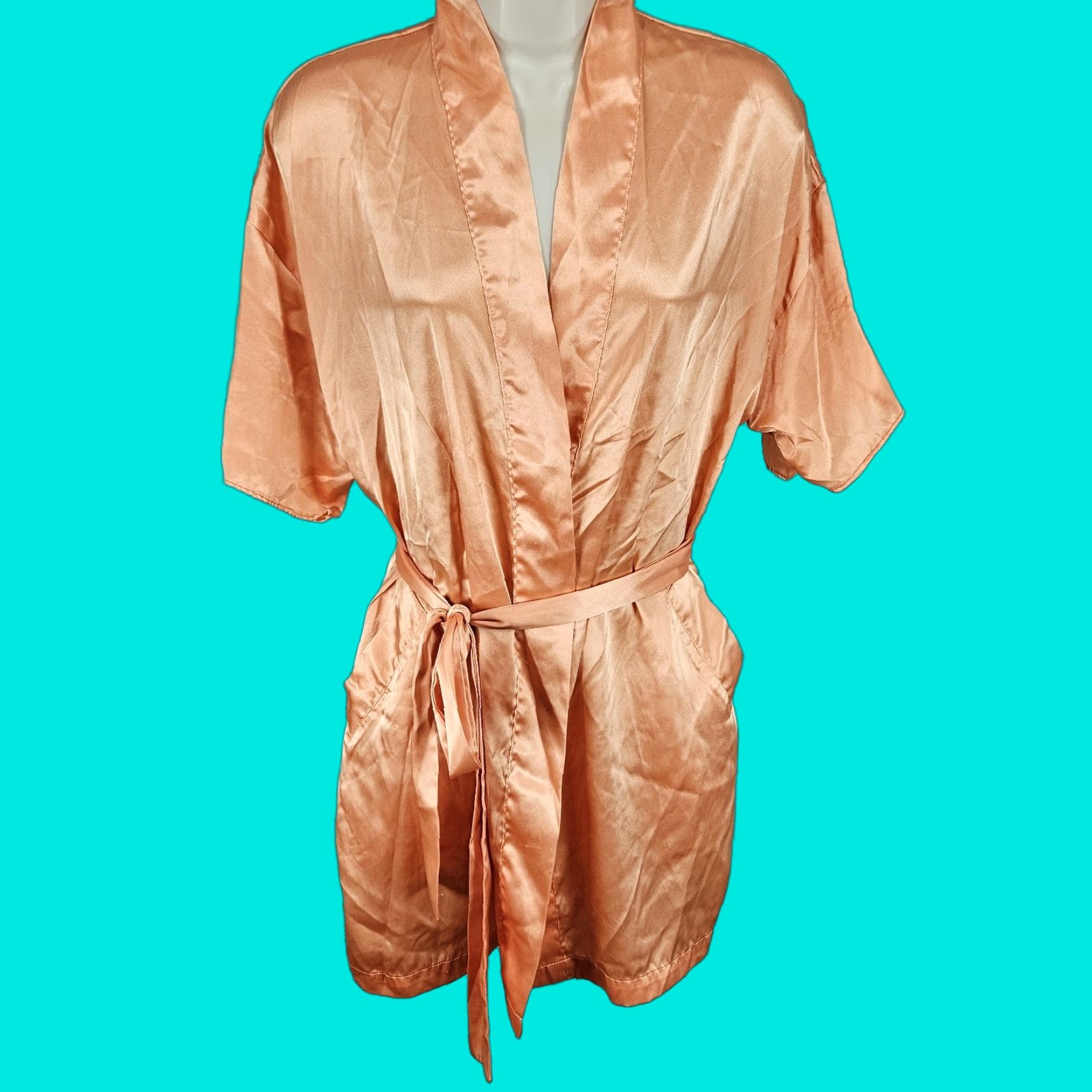 Victoria's Secret Victoria's Secret Robe Women One Size Orange Satin Pockets Belted Lightweight Short Sleeve Tie V-Neck Polyester Machine Washable Classic Spring Summer Size 42" / US 20 - 1 Thumbnail