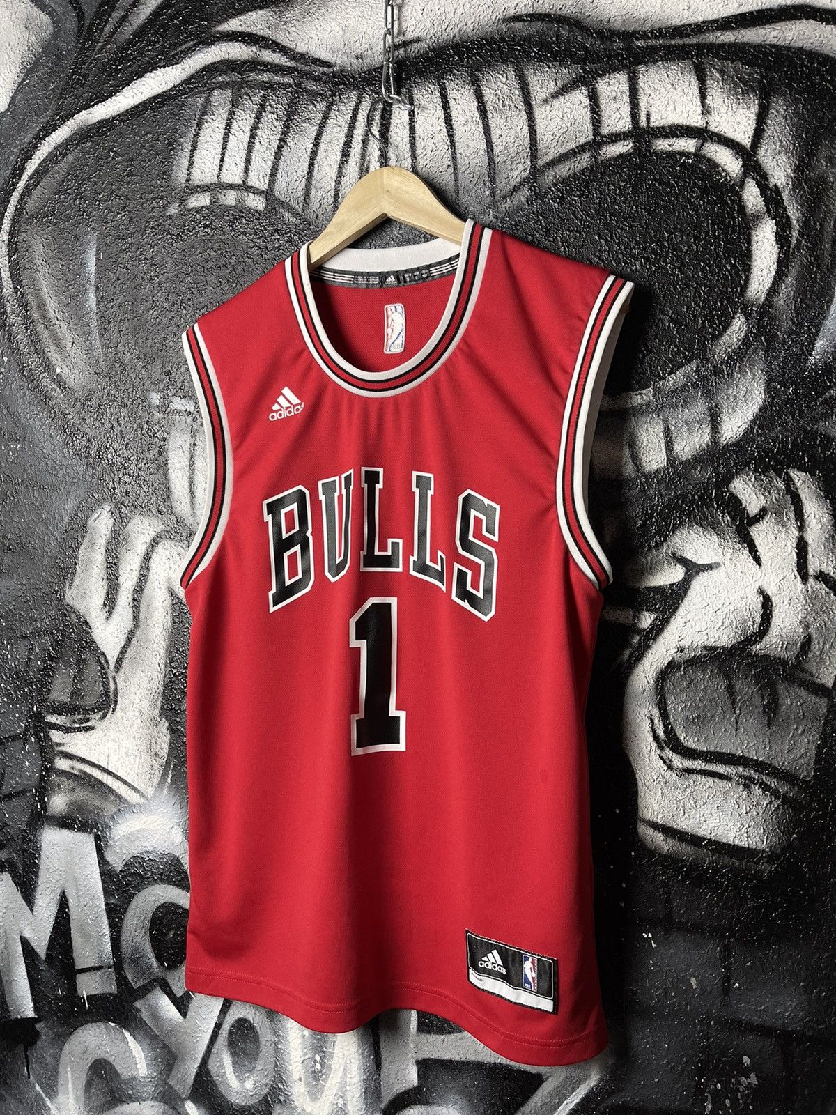 NBA Adidas NBA Chicago Bulls Jersey Rose 1 Men’s Size S Size US S / EU 44-46 / 1 - 1 Thumbnail