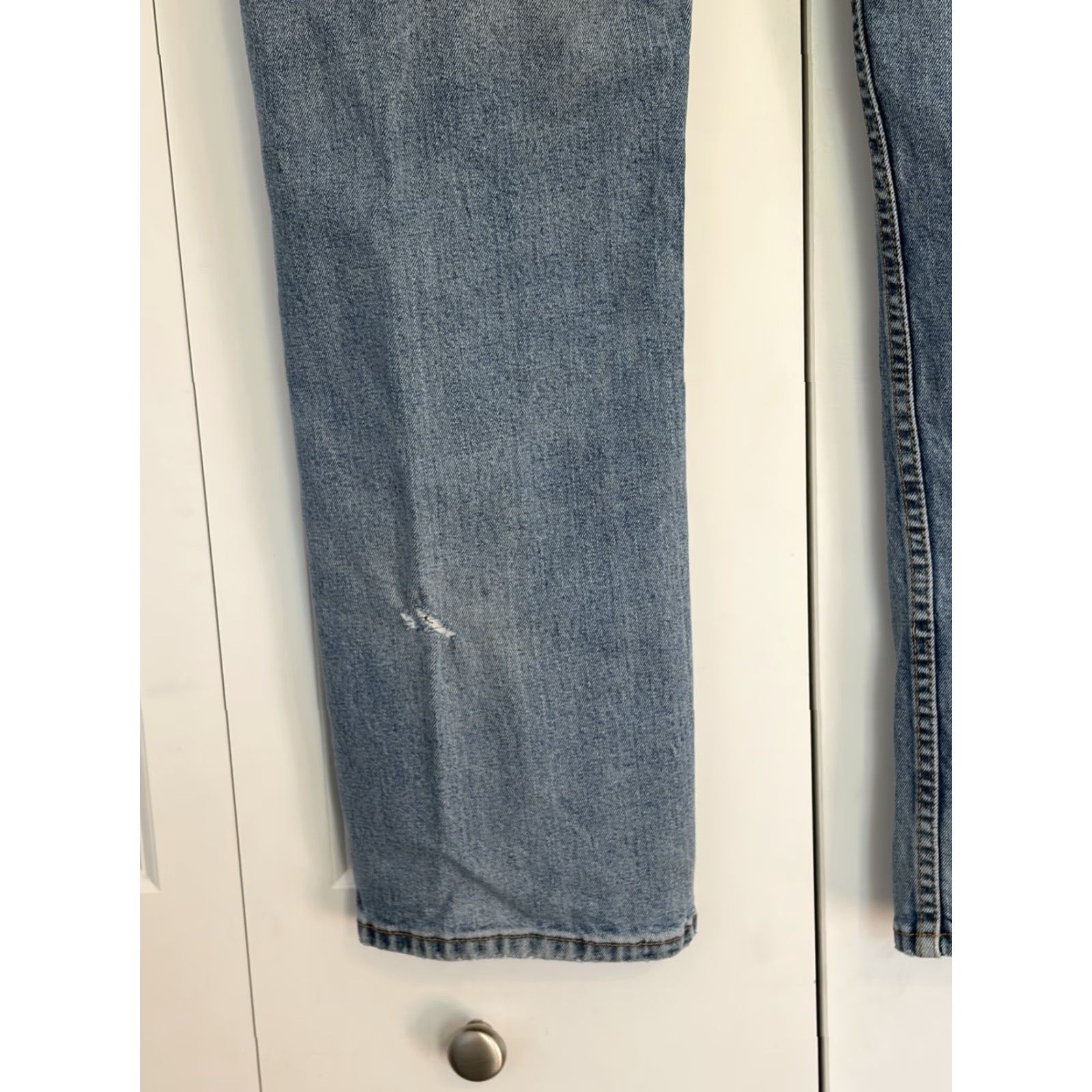 Levi's Levi's 541 Men's Athletic Taper Jeans Blue Size 34x30 Distressed Zip Stretch Denim 5-Pocket Modern Grunge Skater Mens Jeans Size US 34 / EU 50 - 6 Thumbnail