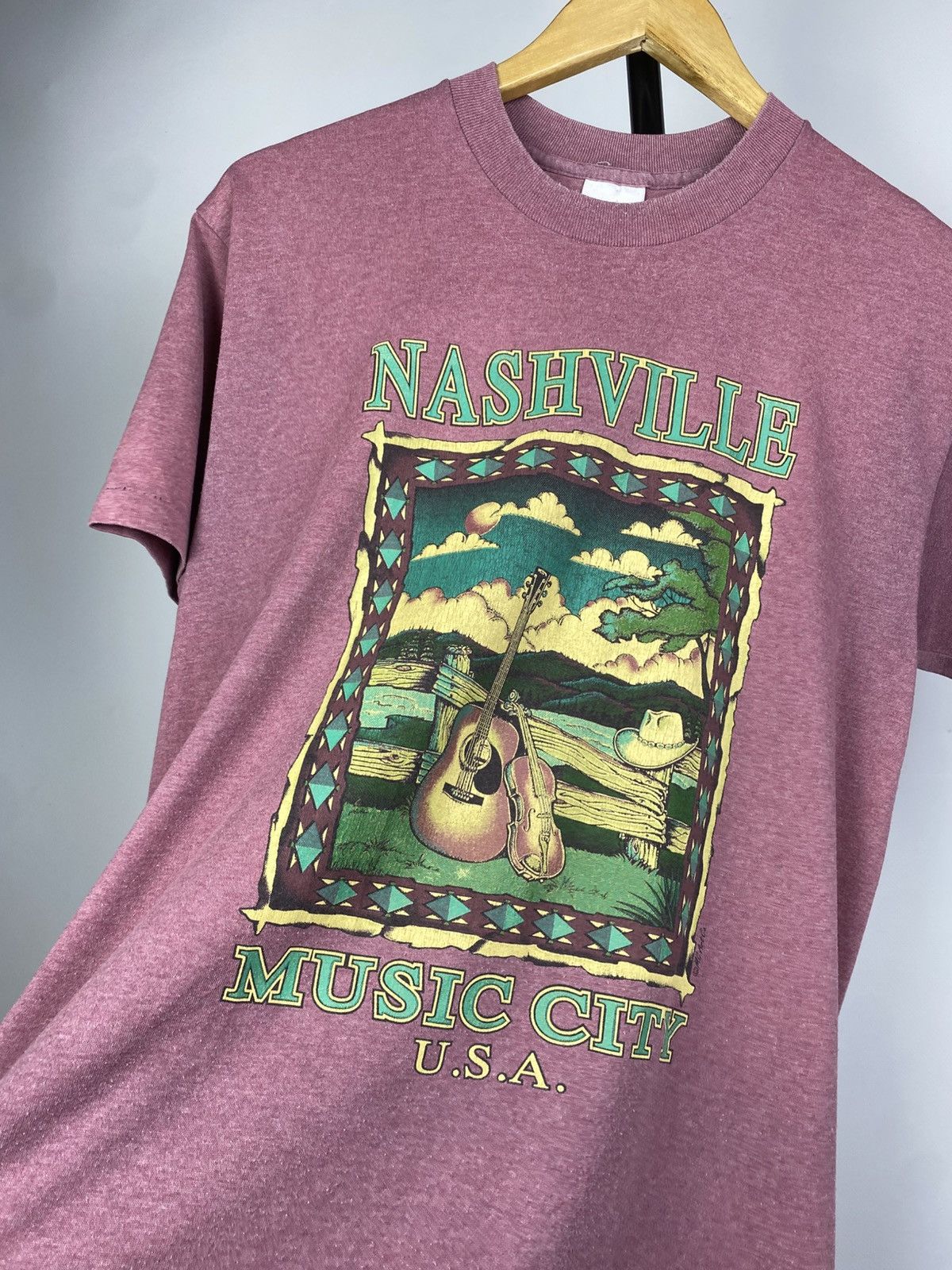 Other Vintage 90s NASHVILLE Music City USA Art logo T-Shirt Size US M / EU 48-50 / 2 - 6 Thumbnail
