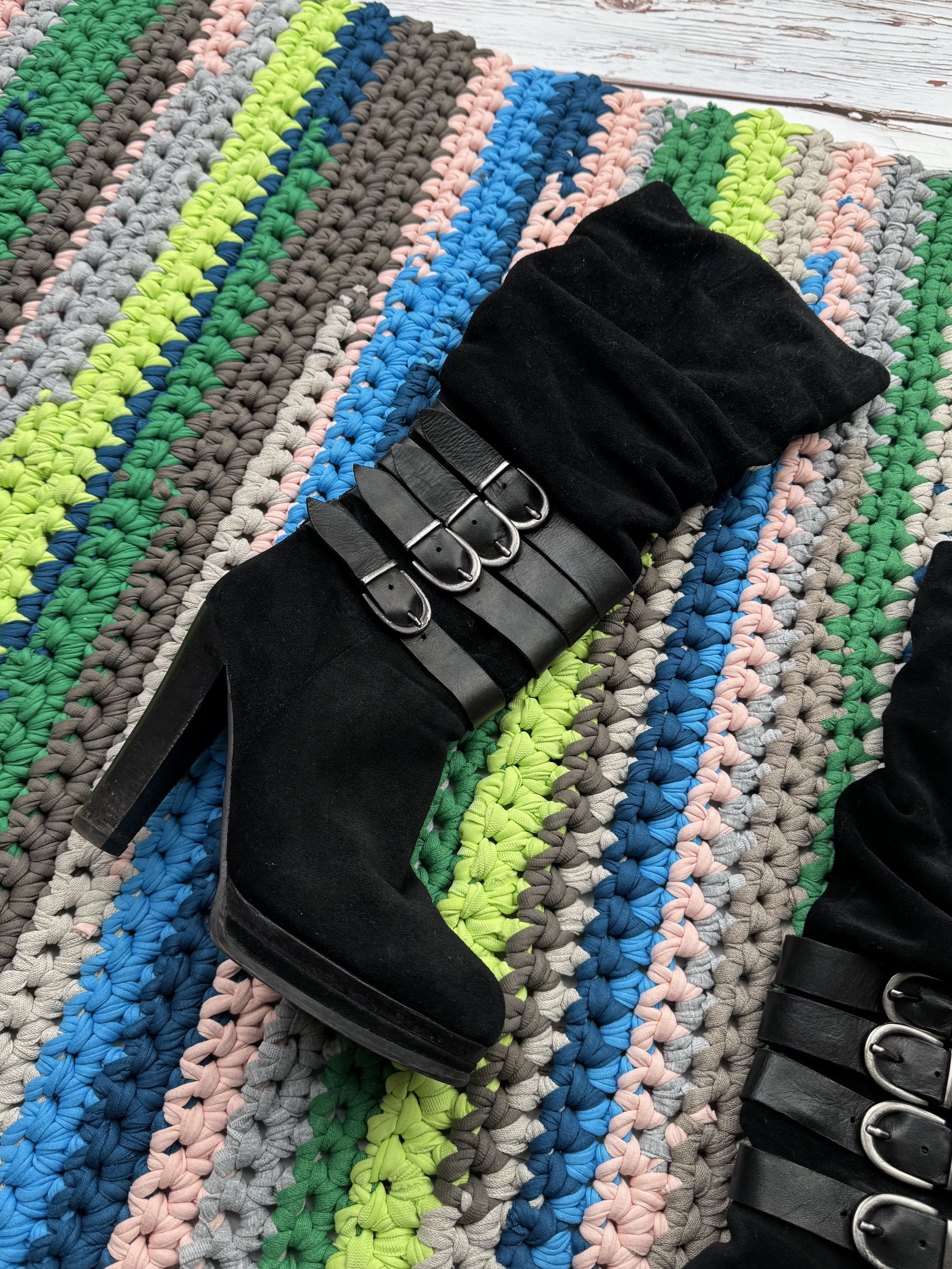Vintage Vintage Suede Leather Belted Heels Boots (ET1)(D15) Size US 8 / IT 38 - 2 Thumbnail