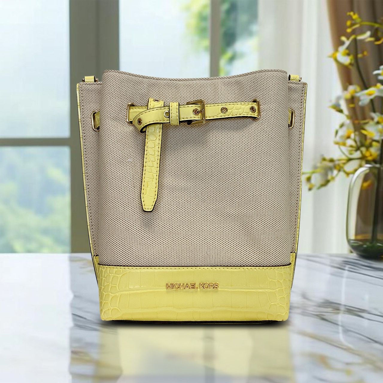 Michael Kors Michael Kors 35T1GU5M5C Emilia Small Buttercup Bucket Bag Size ONE SIZE - 2 Thumbnail