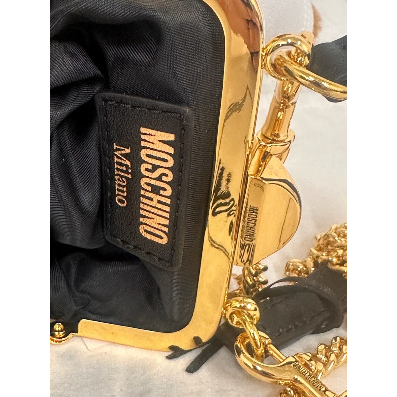 Moschino AW24 Moschino Couture Plush Teddy Bear Handle Crossbody Bag Size ONE SIZE - 12 Thumbnail