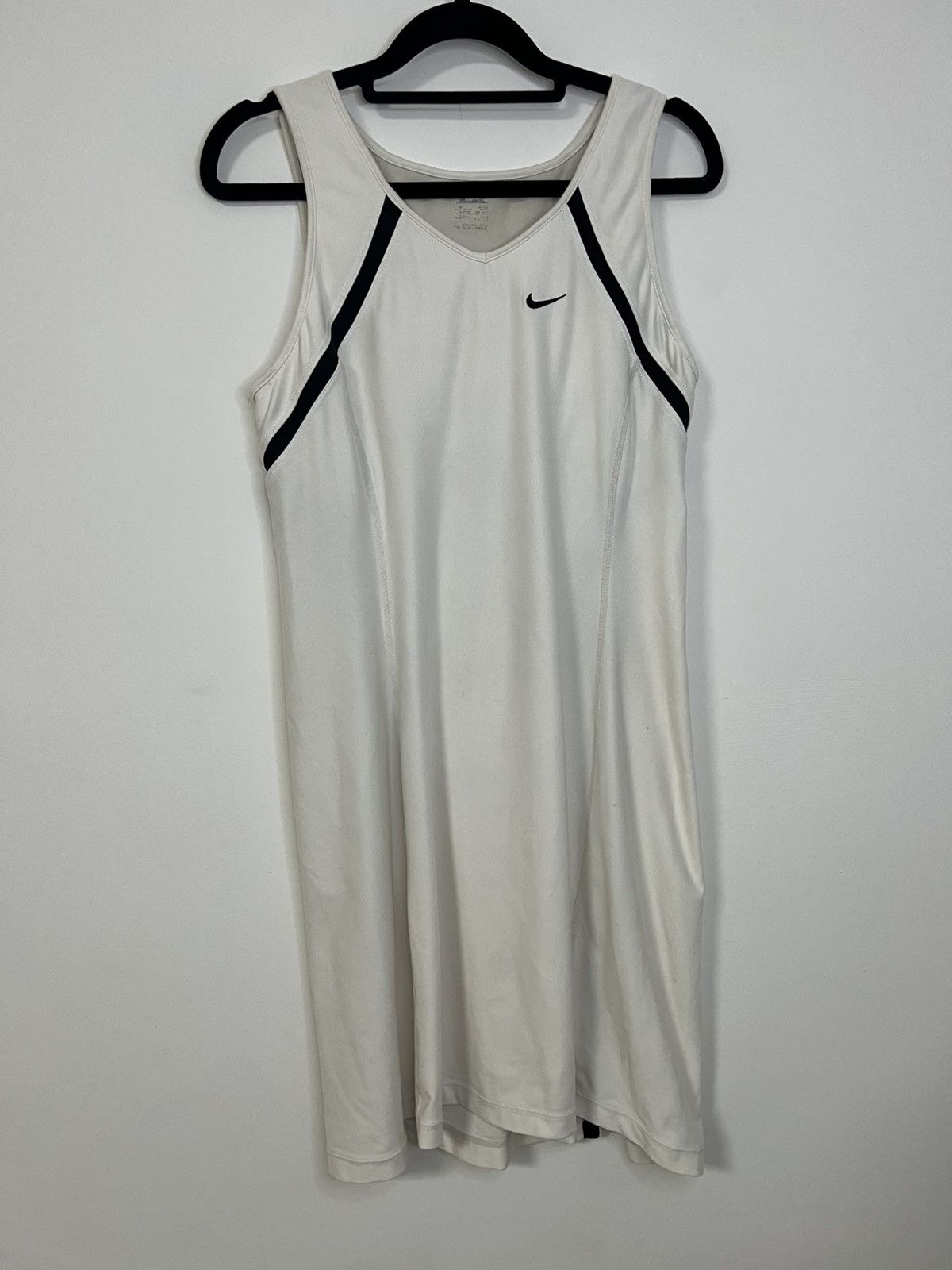 Nike Nike white and black dress m basic Size M / US 6-8 / IT 42-44 - 1 Thumbnail