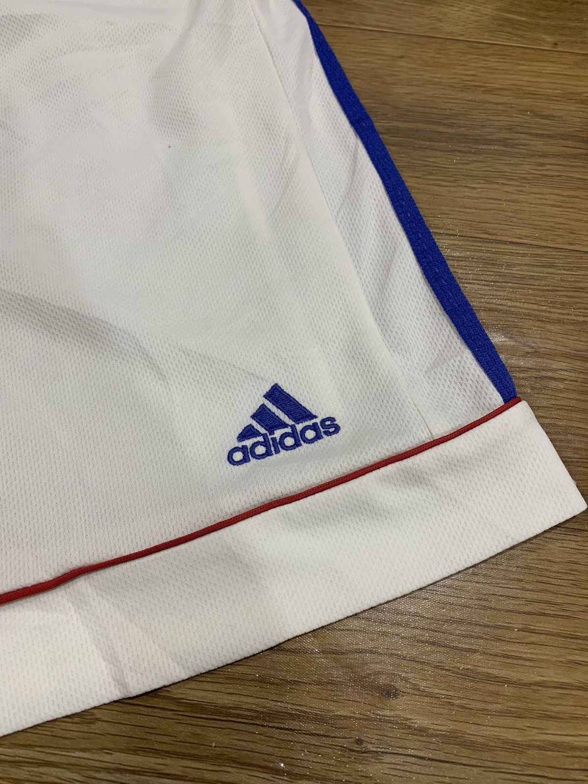 Adidas Vintage short pants France 1998 - 2000 Size US 35 - 3 Thumbnail