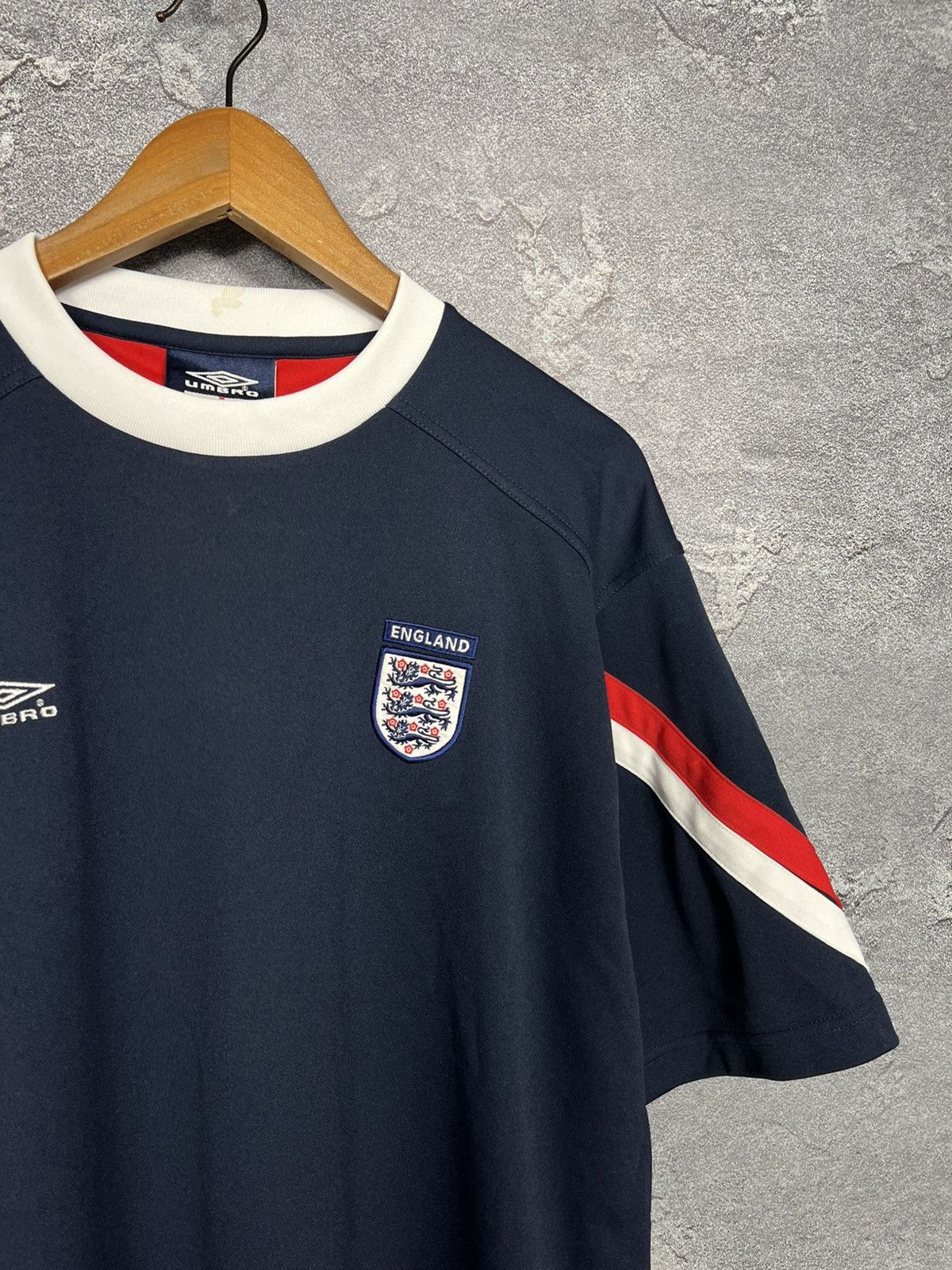 Umbro Vintage 2000s Umbro England Training Jersey T-shirt Size US XL / EU 56 / 4 - 3 Thumbnail