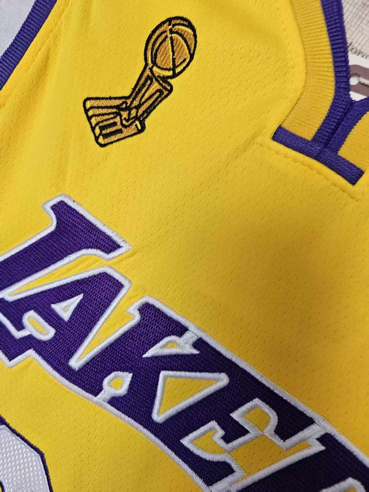 NBA Kobe Bryant Jersey Lakers 24 Double Stitched Yellow Size US XL / EU 56 / 4 - 4 Thumbnail