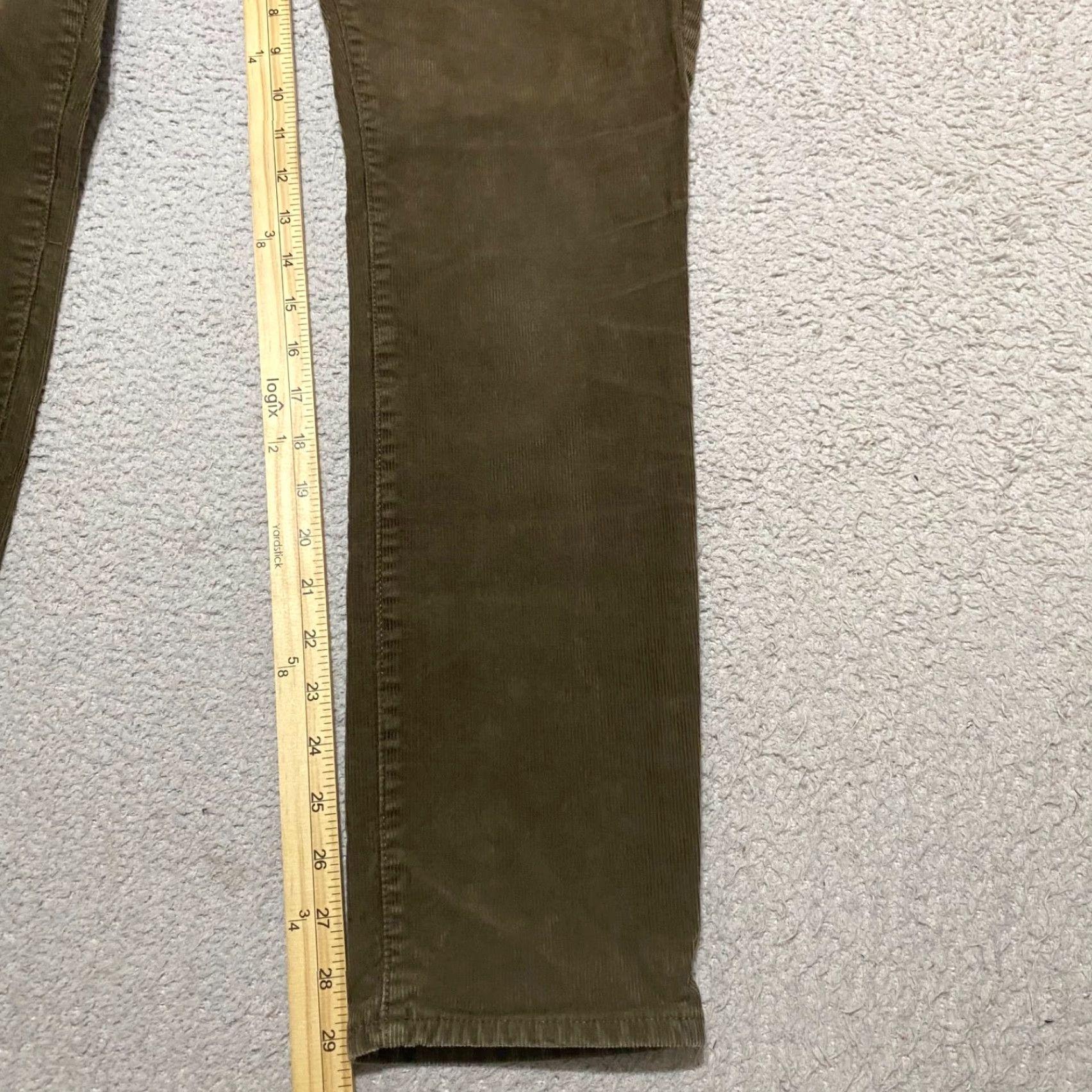 Gap GAP Jeans Womens Tall 28 Brown Corduroy Skinny Mid Rise Corduroy Jeans Tall Womens 28 Brown Skinny Mid Rise GAP Size 28" / US 6 / IT 42 - 6 Thumbnail