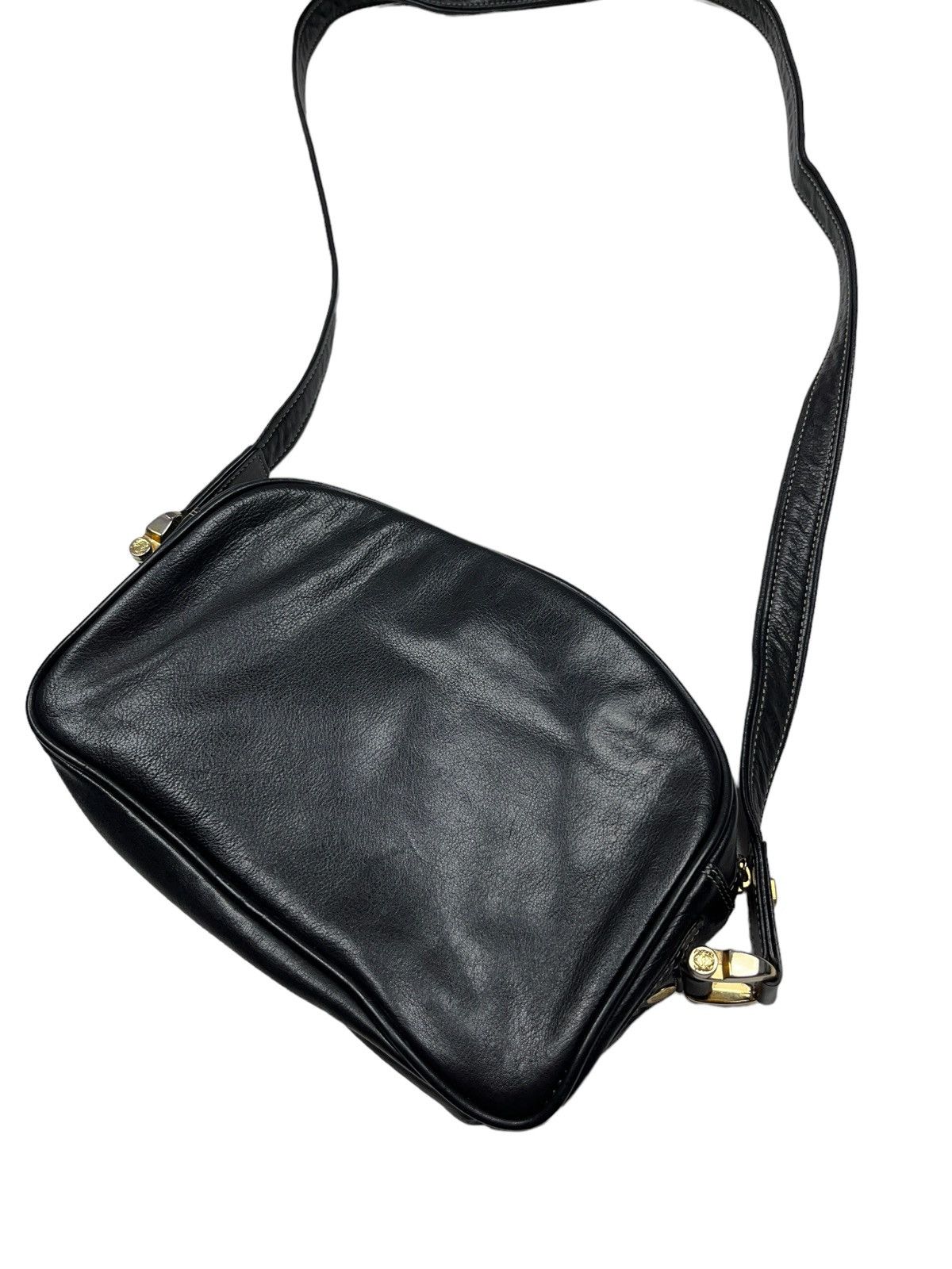 Loewe Vintage Loewe Anagram Leather Crossbody Bag Size ONE SIZE - 3 Thumbnail