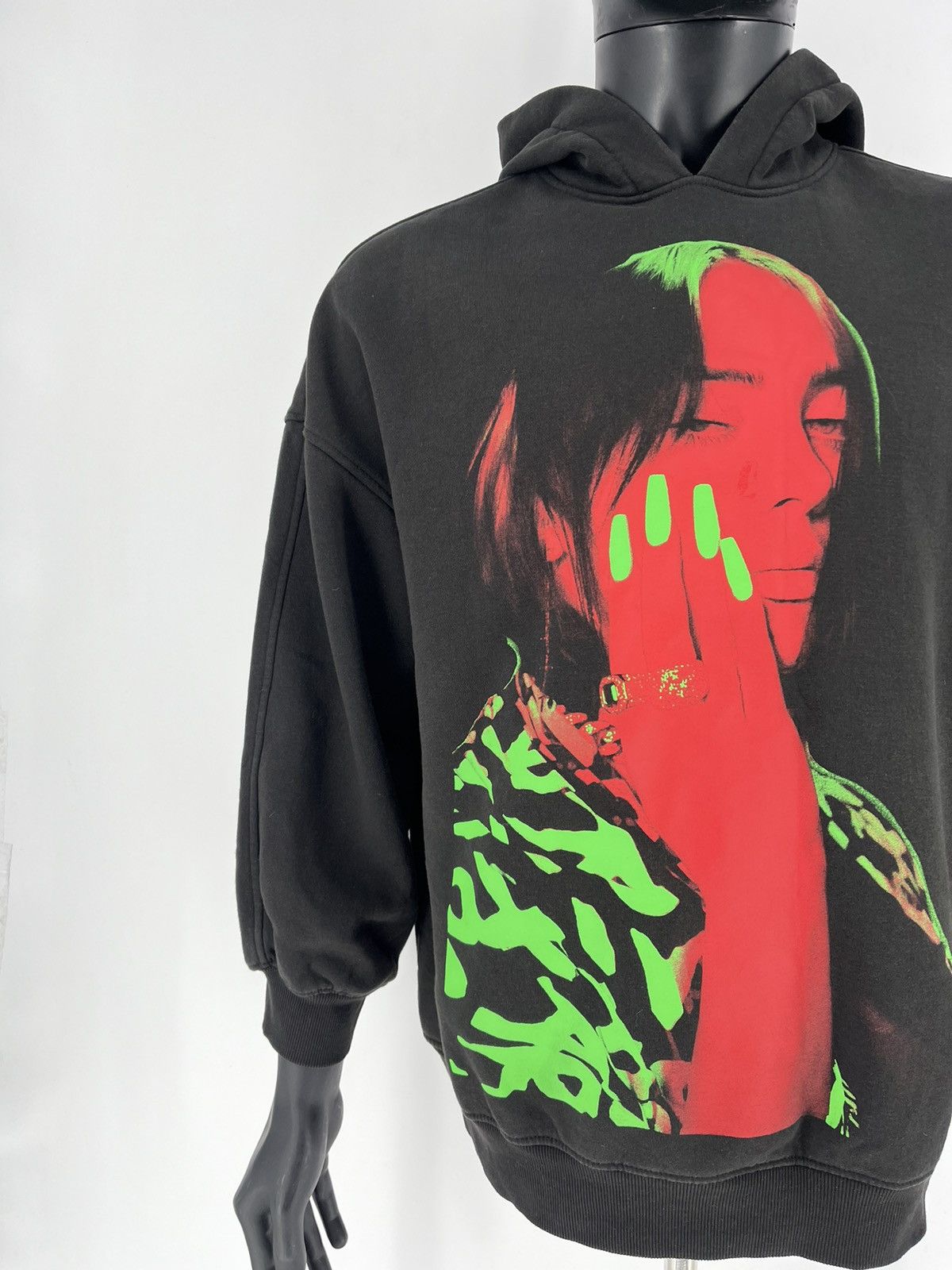Billie Eilish Vintage Y2K Billie Eilish Oversize Hoodie Size:S Size US S / EU 44-46 / 1 - 5 Thumbnail