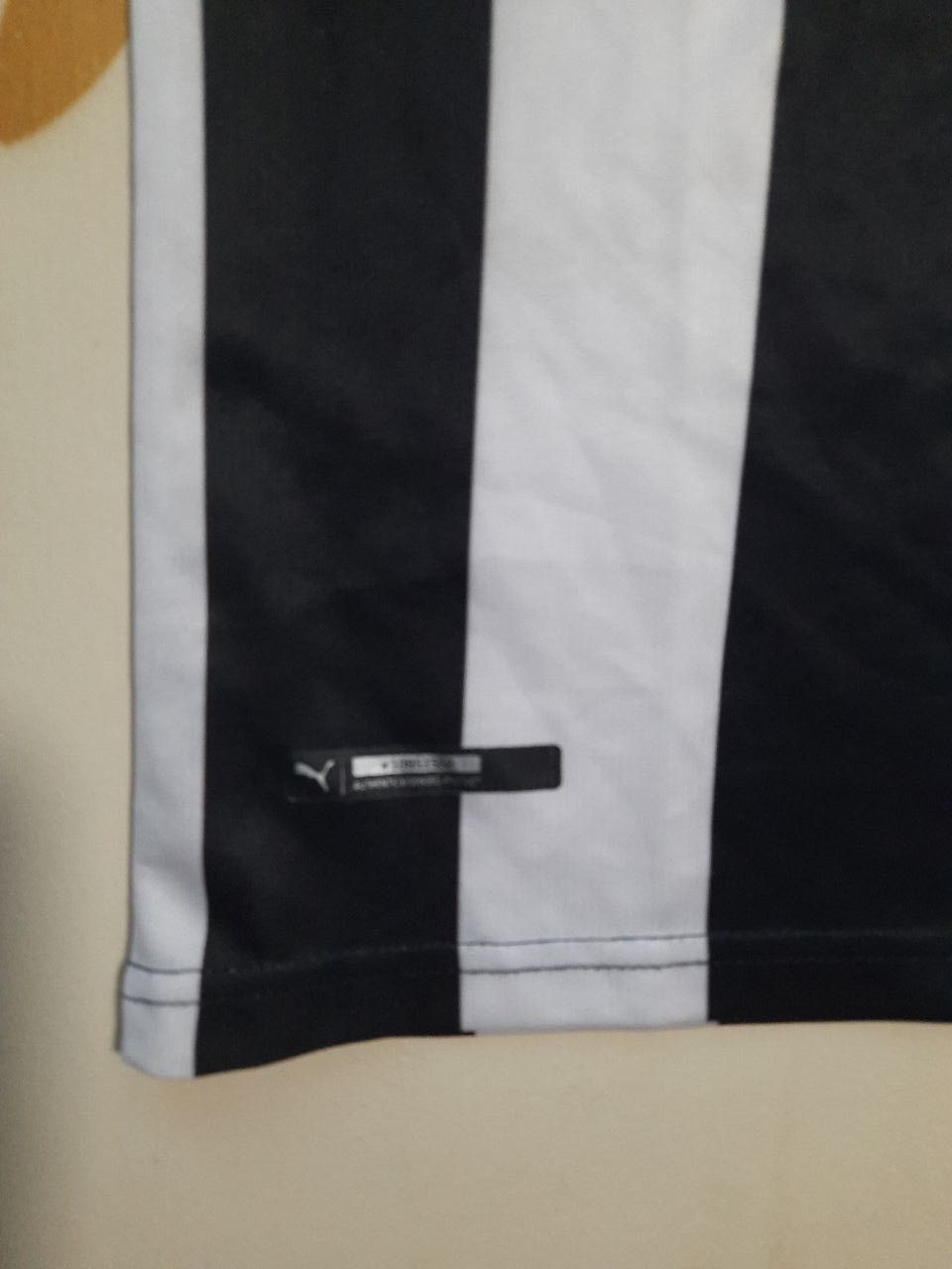 Puma Puma Newcastle United Jersey 2016-2017 Size US M / EU 48-50 / 2 - 10 Thumbnail