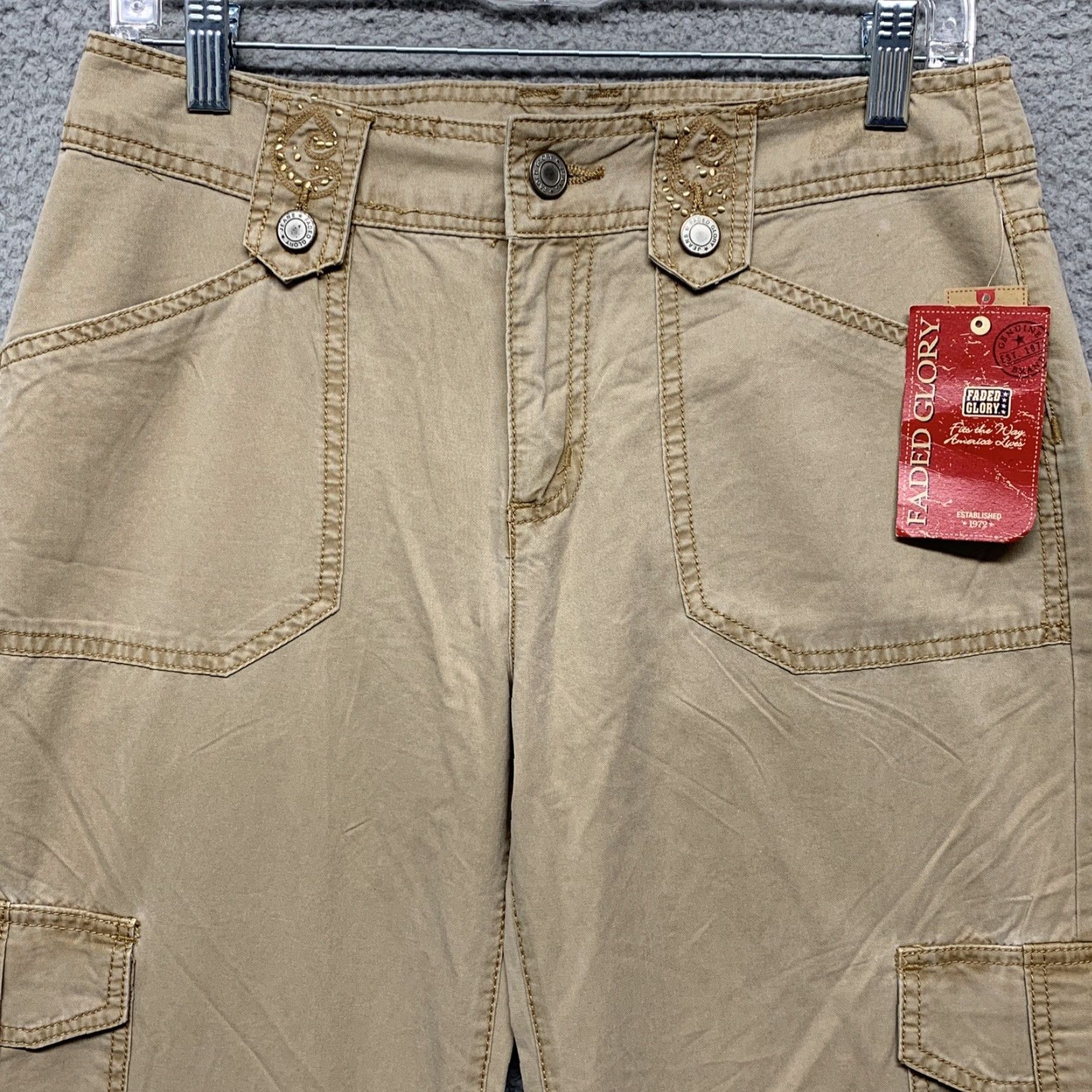 Faded Glory Faded Glory Pants Missy 6 Cargo Mid-Rise Sequins Tan Relaxed Straight NWT Size 28" / US 6 / IT 42 - 2 Thumbnail