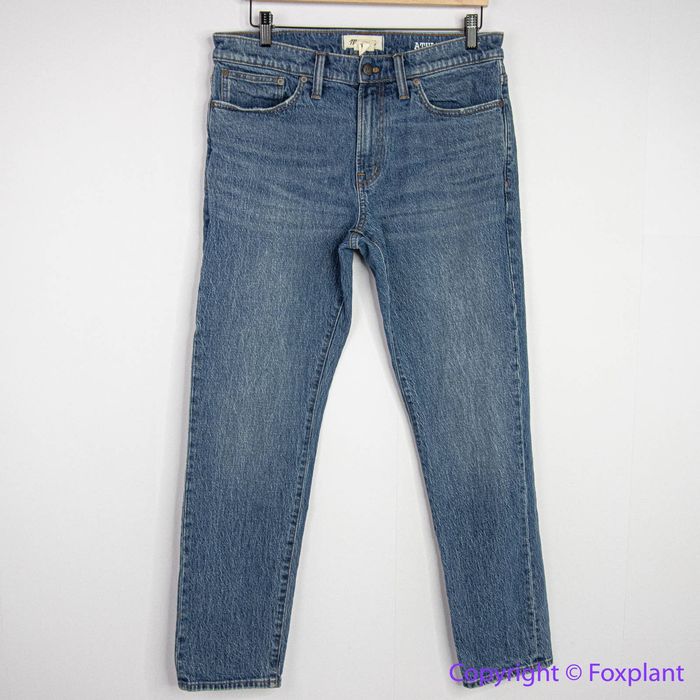 Athletic Slim Jeans in Maxdale Wash