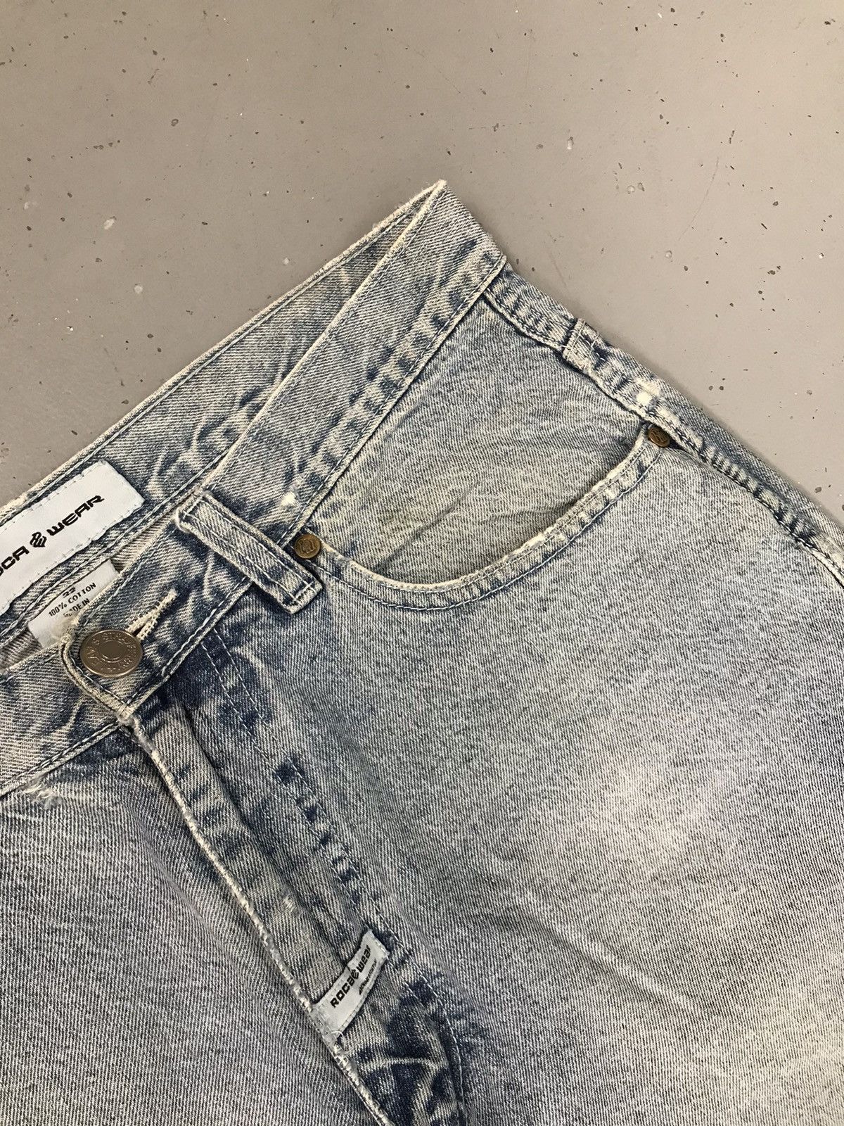 Rocawear Vintage rocawear skater denim jort Size US 34 / EU 50 - 9 Thumbnail