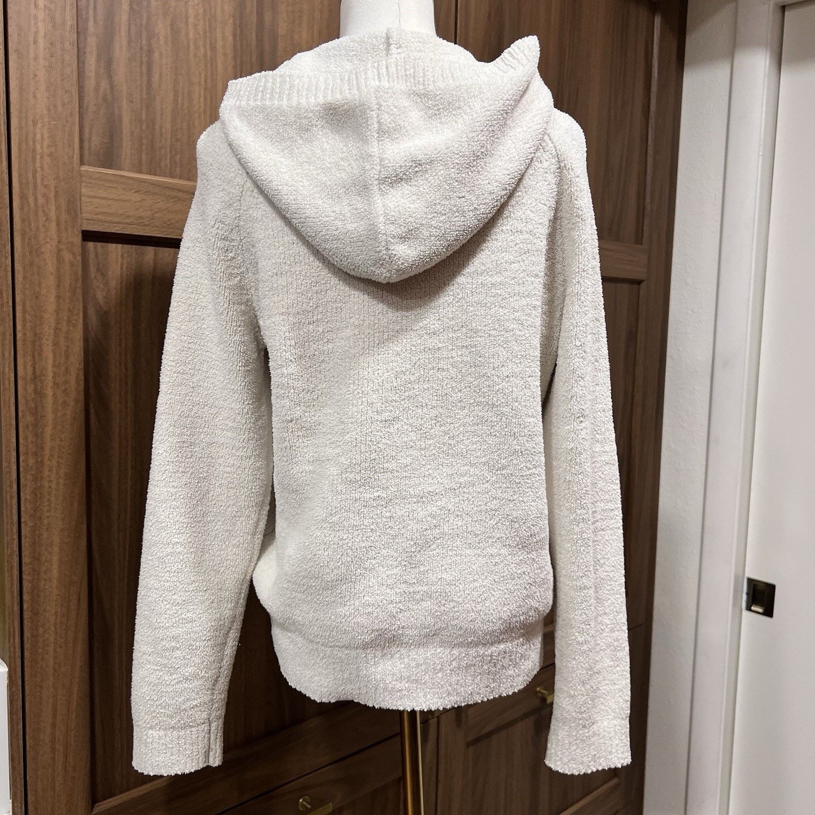 Disney Barefoot Dreams Disney Minnie Mouse Hoodie XS Size XS / US 0-2 / IT 36-38 - 2 Thumbnail