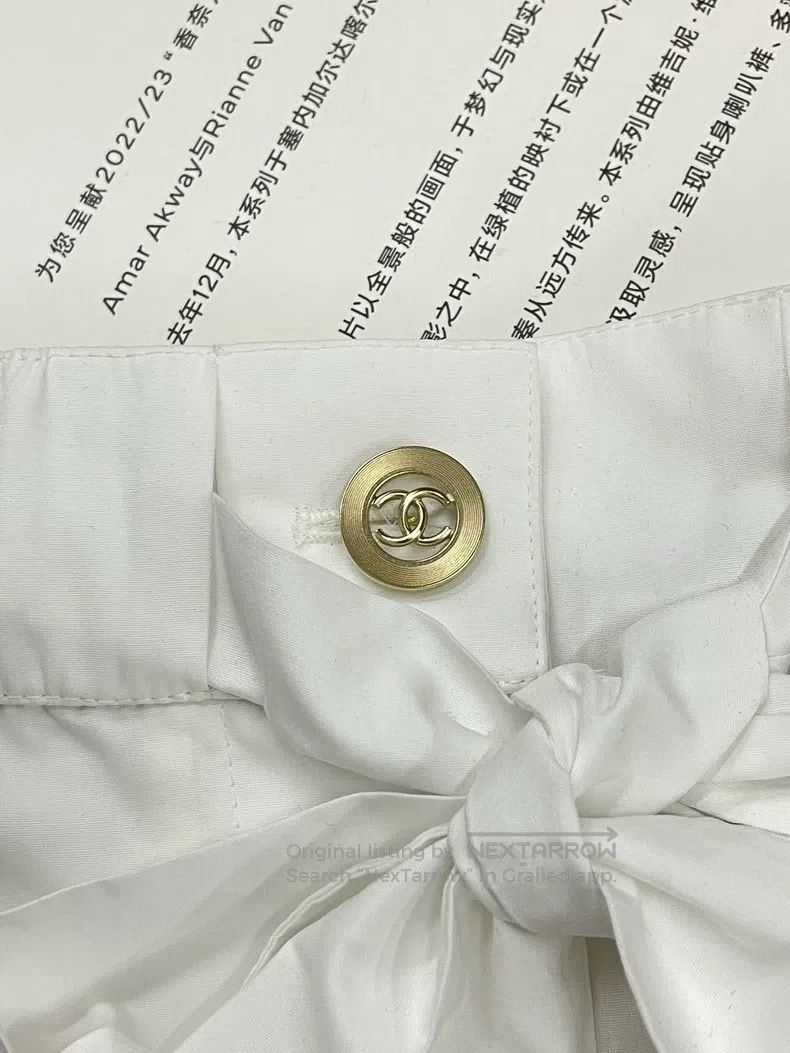 Chanel Chanel White bow tie mesh shorts Size 25" / US 0 / IT 36 - 3 Thumbnail