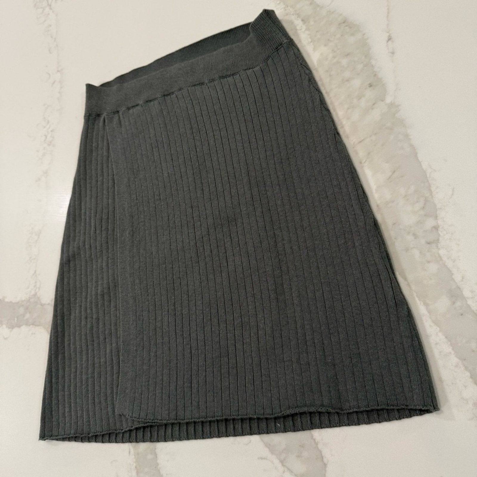 Free People Free People Mod Faux Wrap Knit Mini Skirt Women’s XS Thyme Size 26" / US 2 / IT 38 - 3 Thumbnail