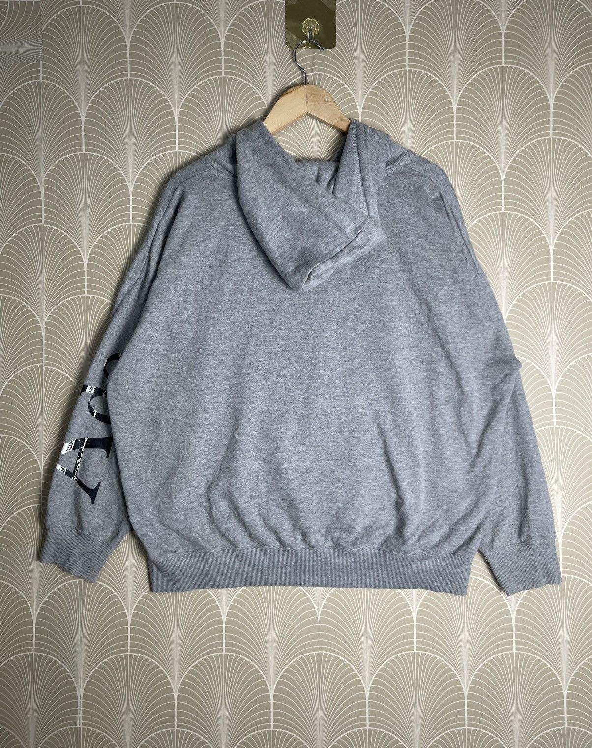 Anime 2000s ADO USSEWA JAPANESE ANIME HOODIE RARE PRINT Size US L / EU 52-54 / 3 - 2 Thumbnail