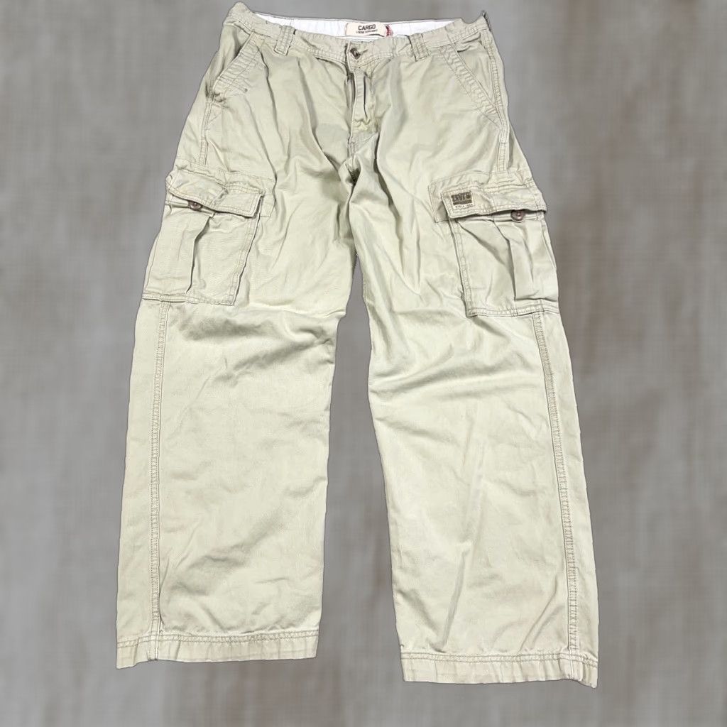 VINTAGE Levi's Cargo Pants Men 36x30 Tan Khaki Twill Baggy Y2K Skate Paratrooper Cotton Jeans