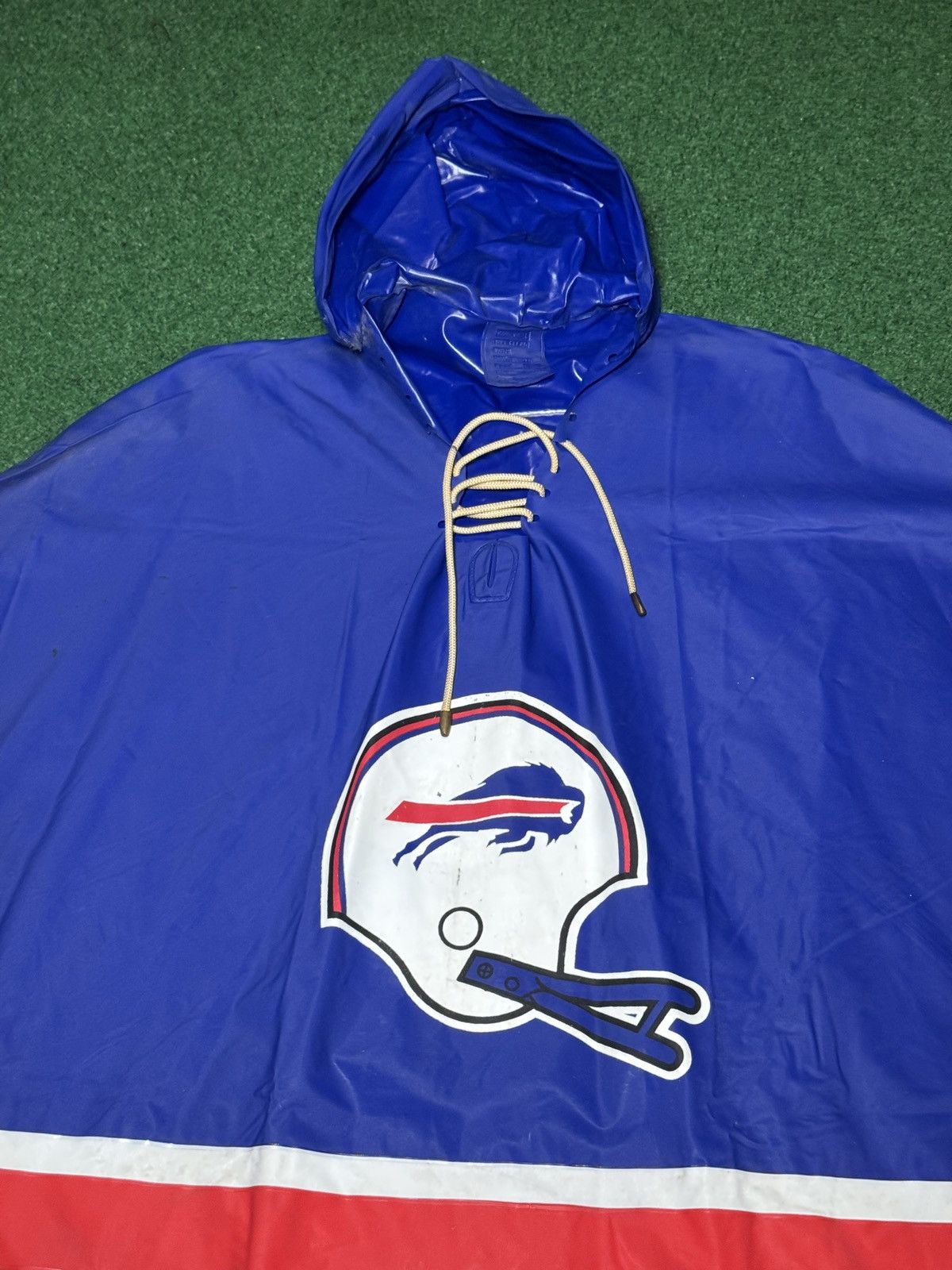 Vintage Buffalo Bills M Vinyl Rain Coat Jacket Poncho Vintage NFL Size US M / EU 48-50 / 2 - 2 Thumbnail