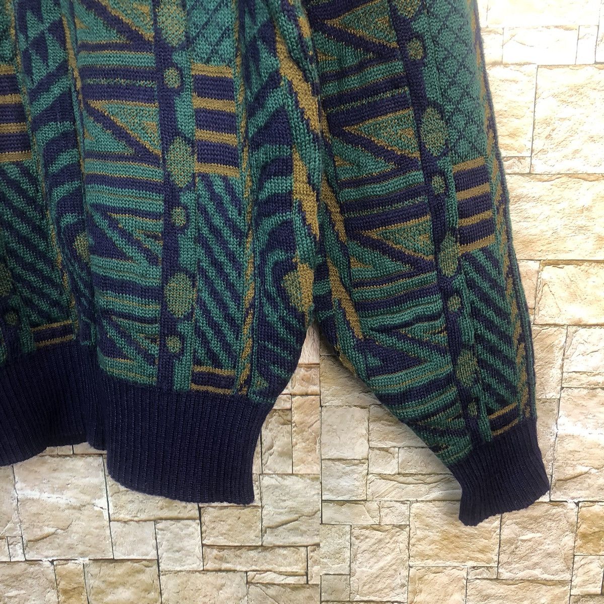 Vintage DL Courmayeur Navajo Japan Motive Knit Sweater #A26 Size M / US 6-8 / IT 42-44 - 8 Thumbnail