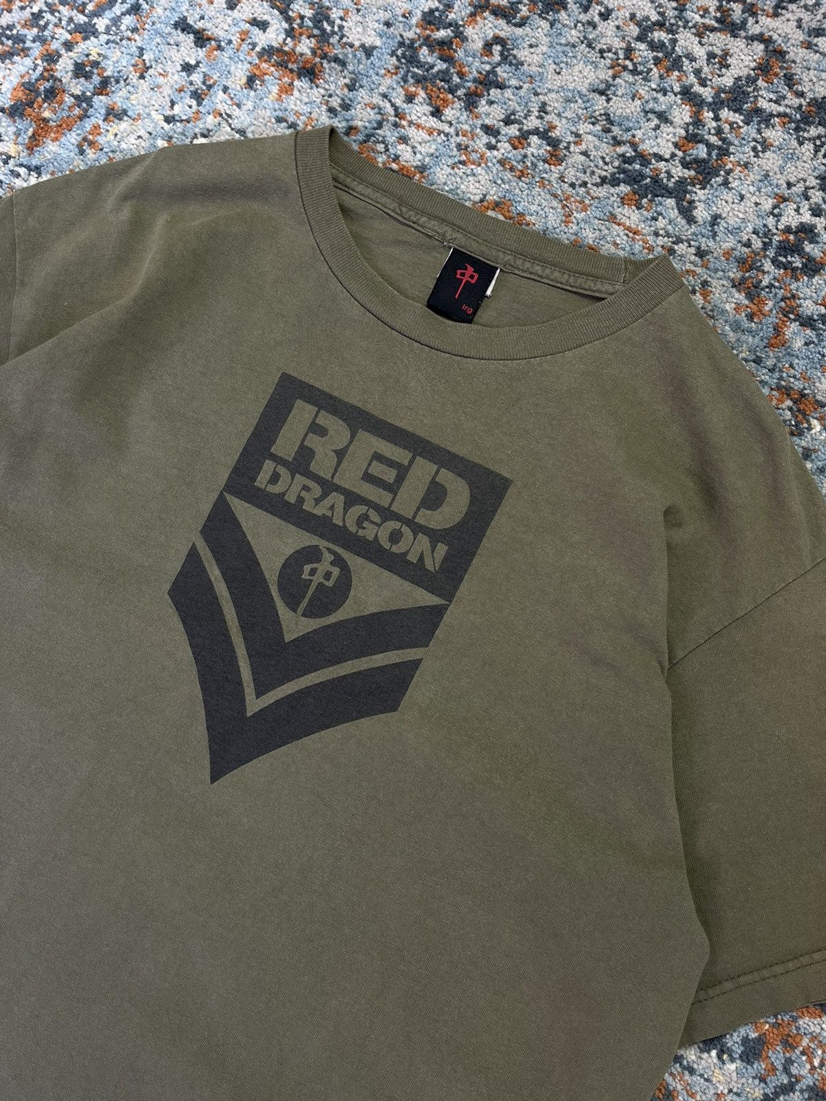 Toy Machine × Vintage Vintage 90s Red Dragon apparel distressed olive green tee Size US L / EU 52-54 / 3 - 4 Thumbnail