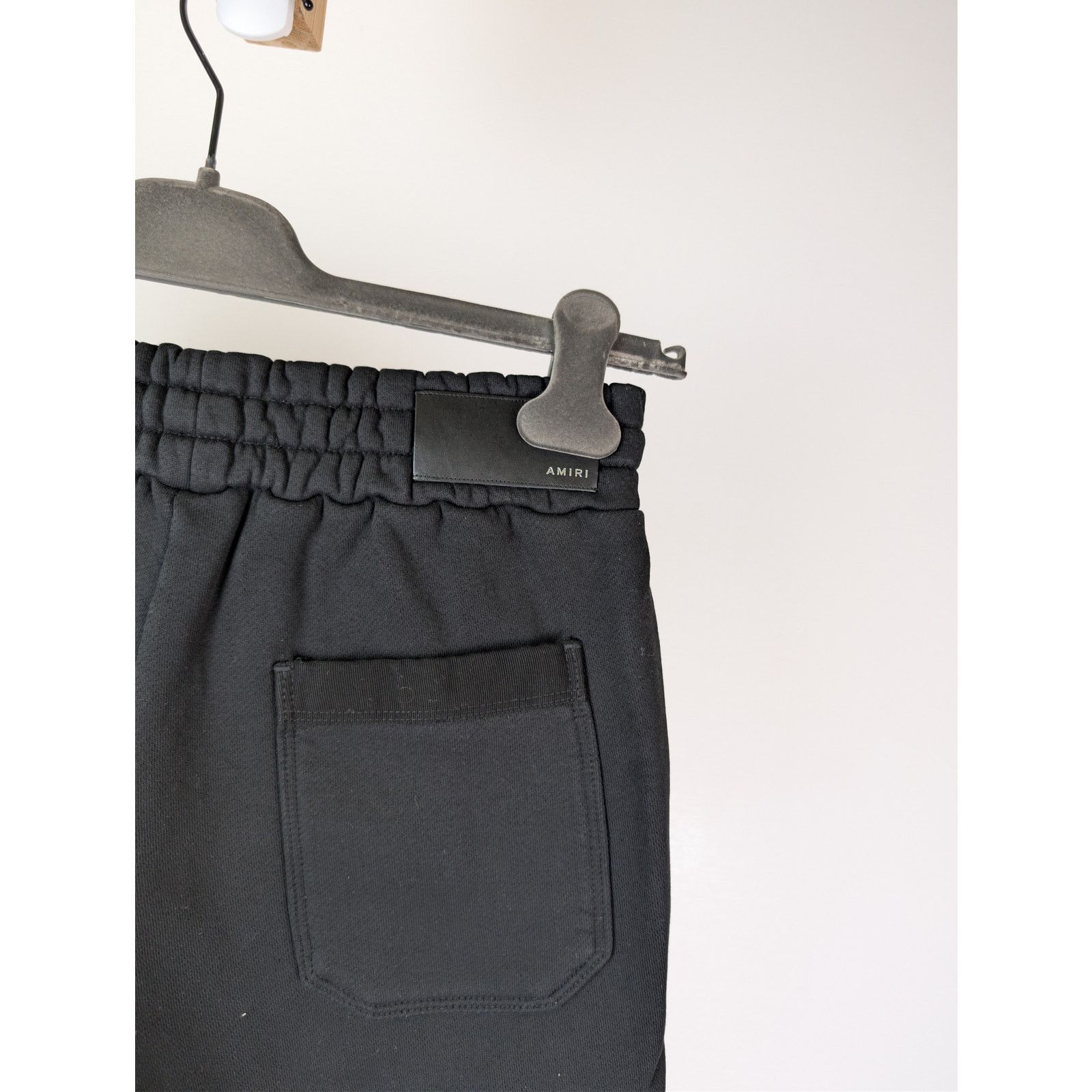 Amiri o1rshd1 Dubai Exclusive Sweatshort in Black Size US 30 / EU 46 - 15 Thumbnail
