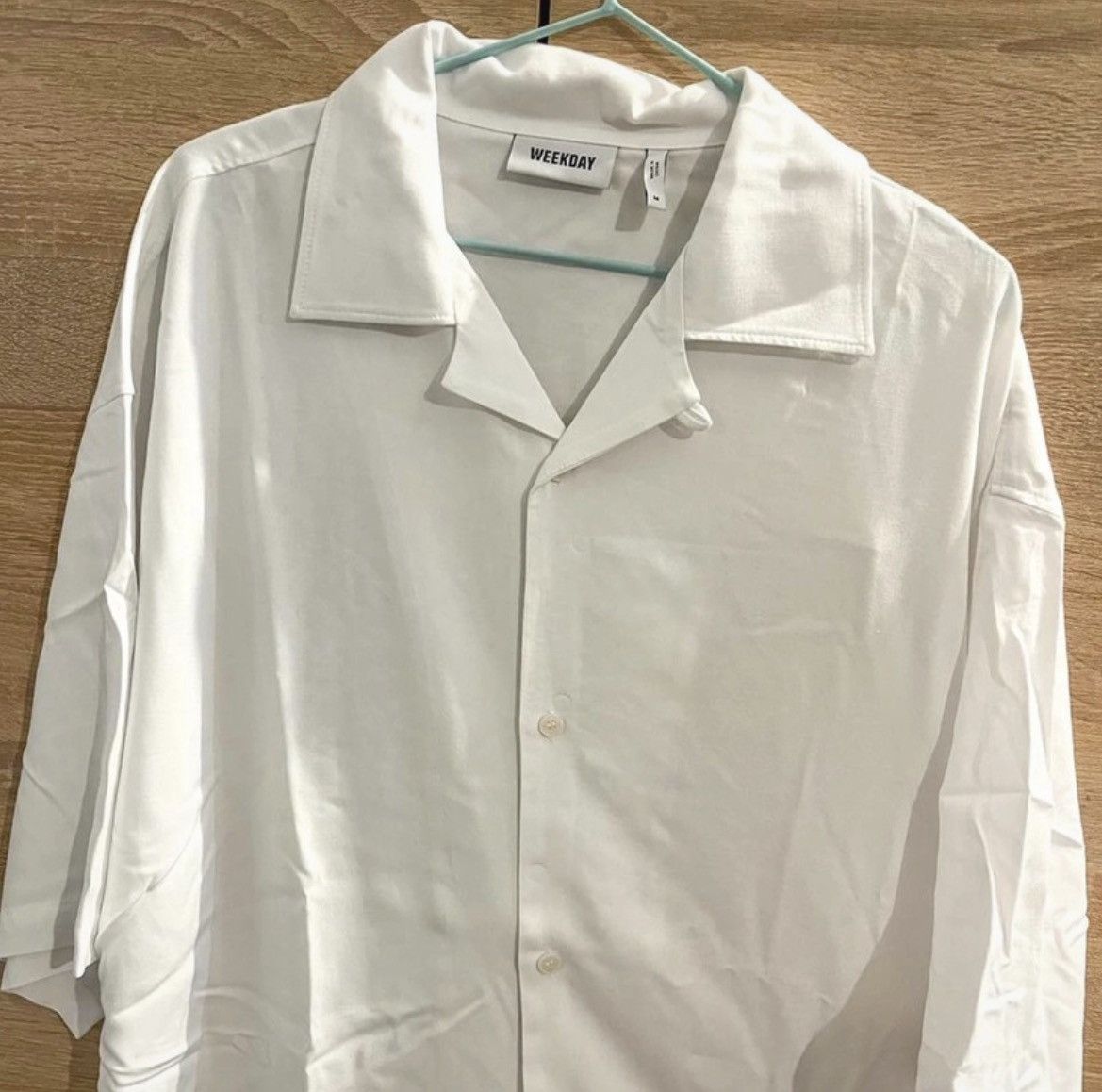 Weekday Weekday White Coffee Oversized Shirt (M) Size US M / EU 48-50 / 2 - 1 Thumbnail