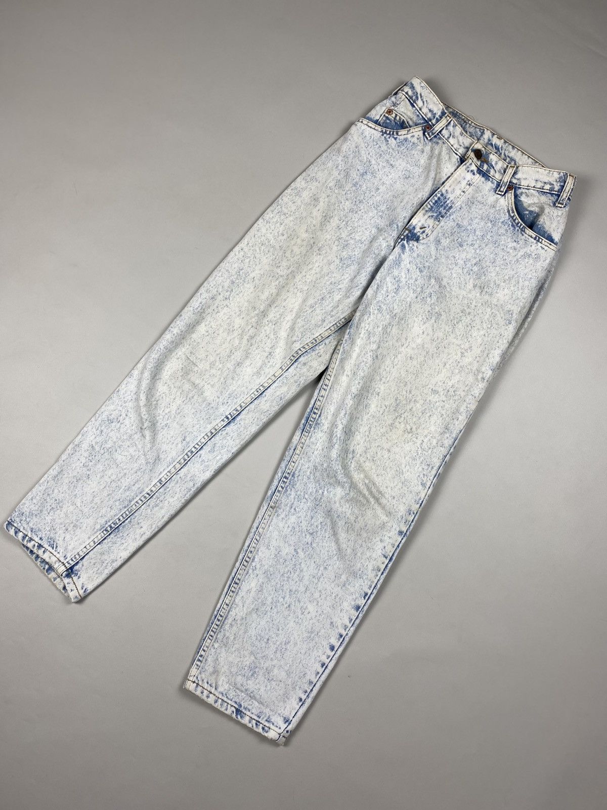 Levi's × Vintage VTG 90s Levi’s 550 men’s light blue jeans size 32 30 USA Size US 32 / EU 48 - 5 Thumbnail