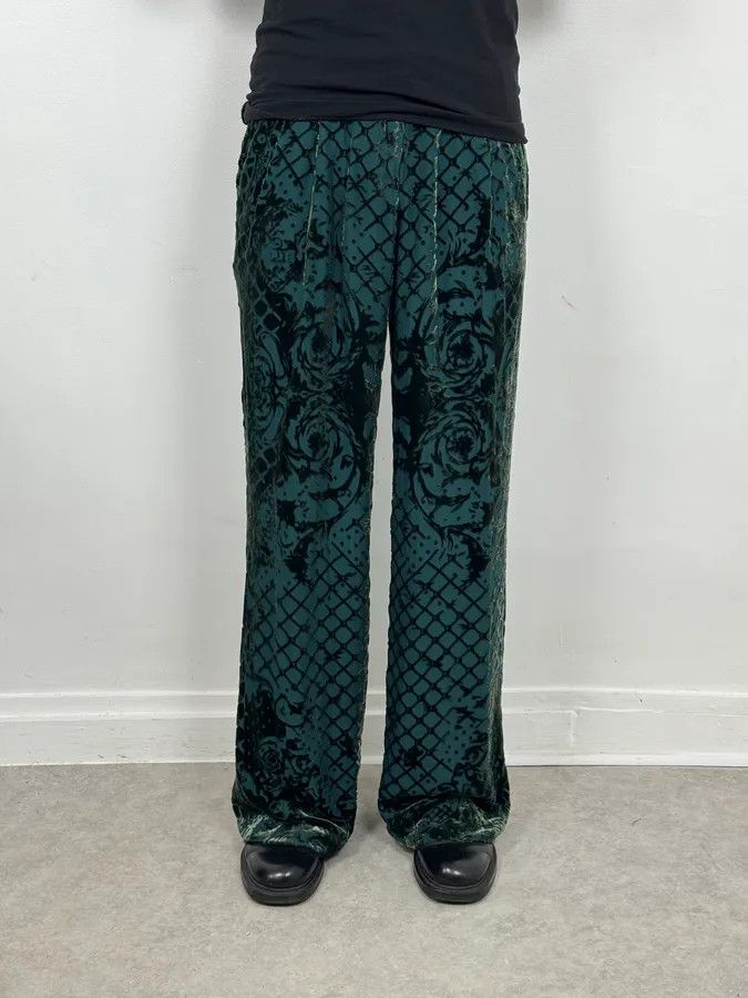 Balmain 2015 Balmain H&M Velvet Floral Green & Black Pants Size US 30 / EU 46 - 2 Thumbnail